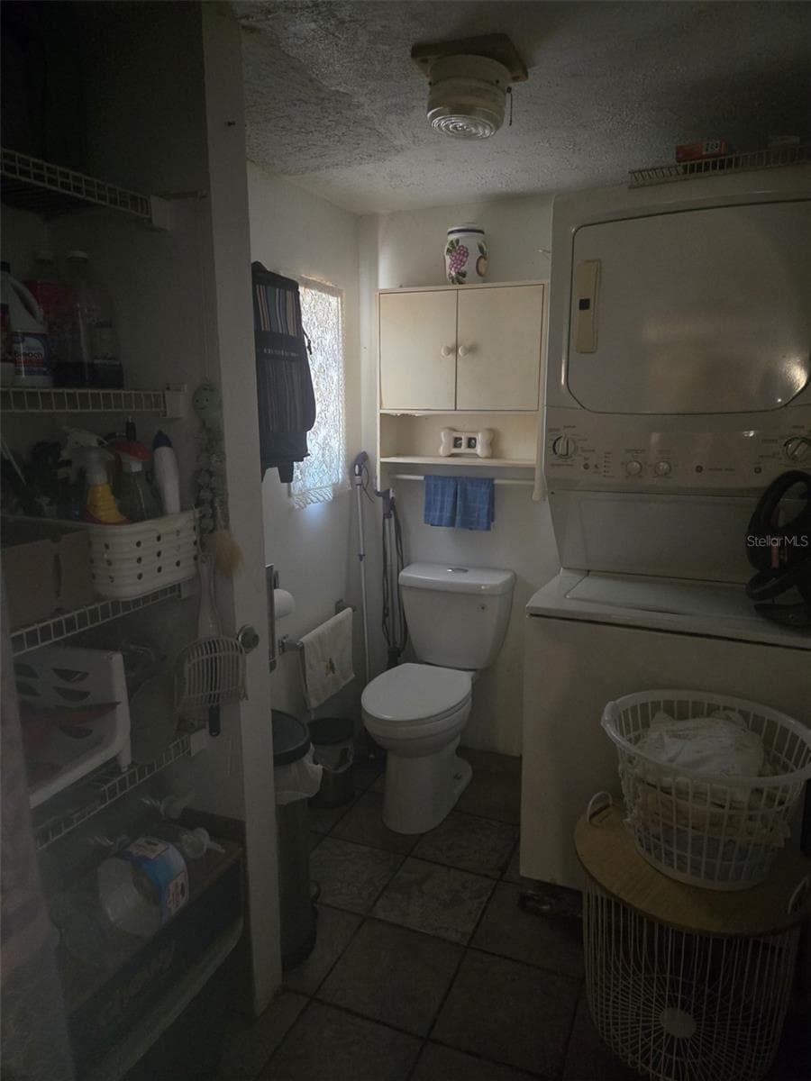 Half bath with washer/dryer - 120 WEST LOOP, OAK HILL