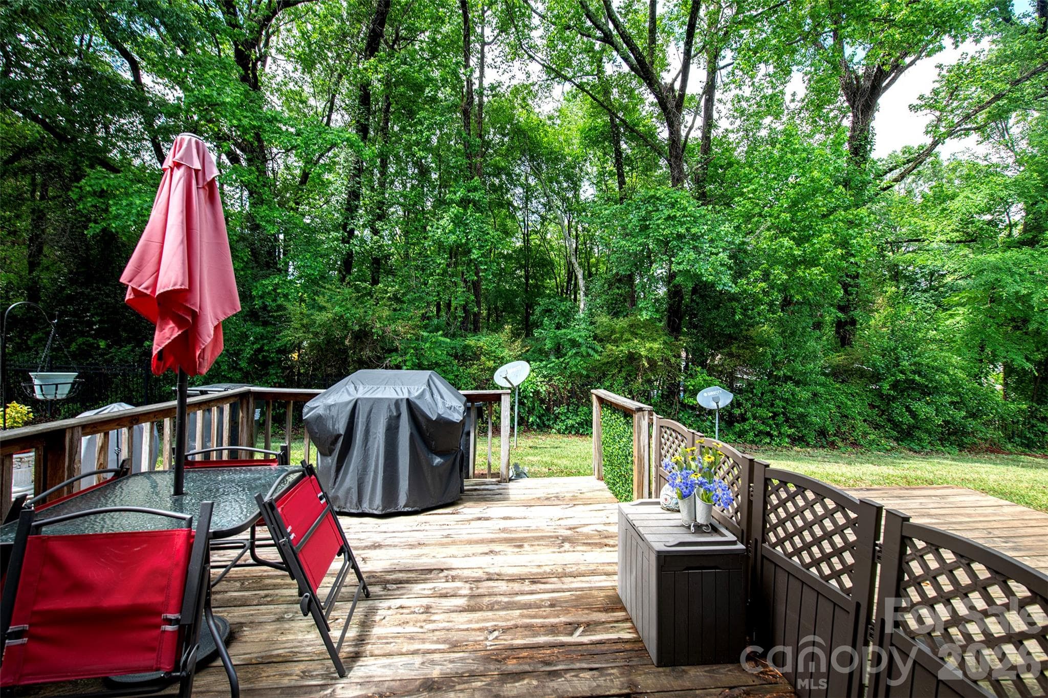 DECK - Charlotte