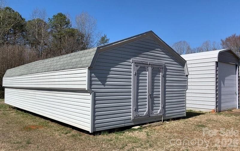 Single Family Residence at 105 Fox Fire Run, Gastonia, photo 4 of 27
