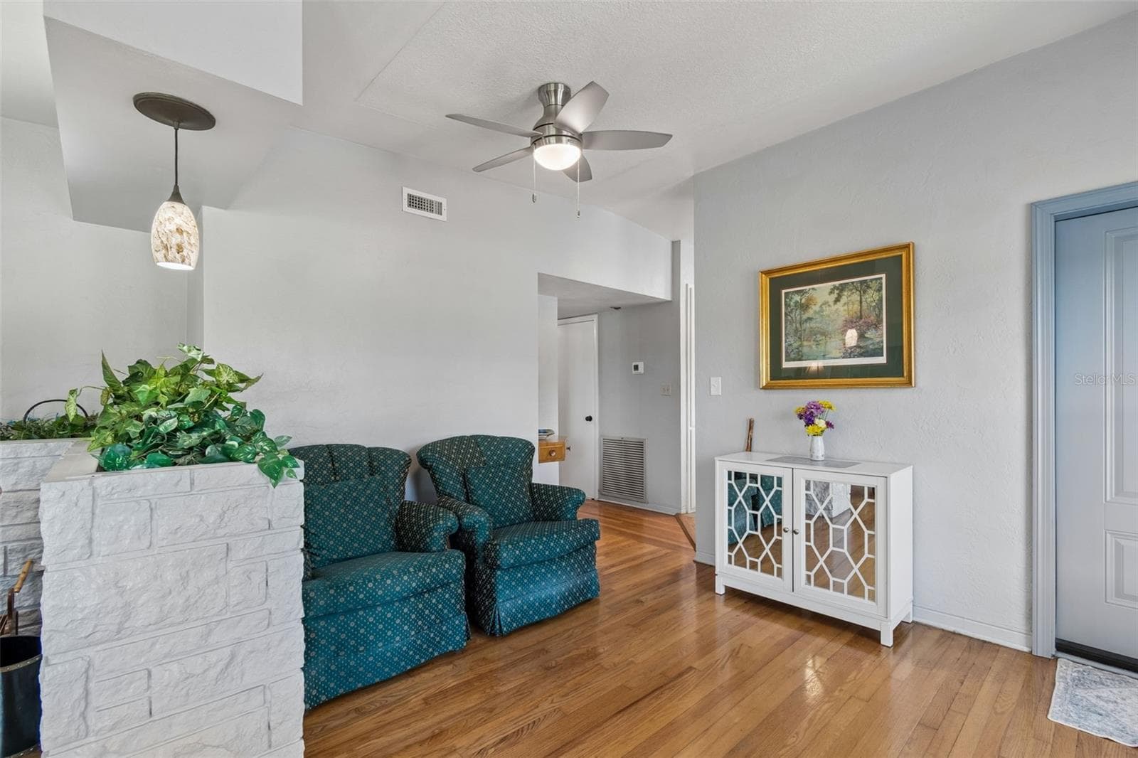 Single Family Residence at 2110 FAIRWAY AVE S, ST PETERSBURG, photo 7 of 62