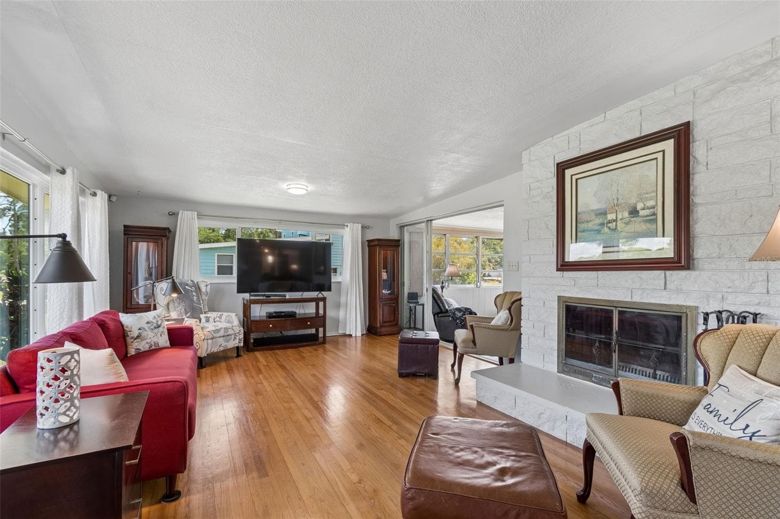 Single Family Residence at 2110 FAIRWAY AVE S, ST PETERSBURG, photo 8 of 62