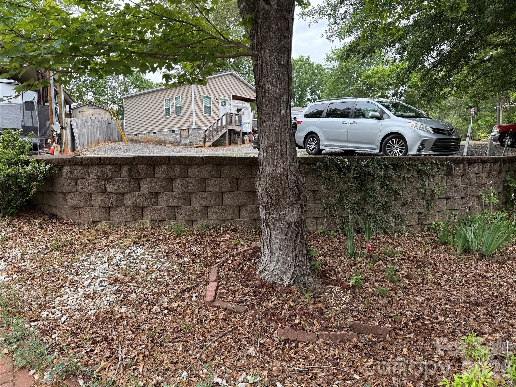 Single Family Residence at 128 Indian Harbor Trail, Mount Gilead, photo 6 of 31