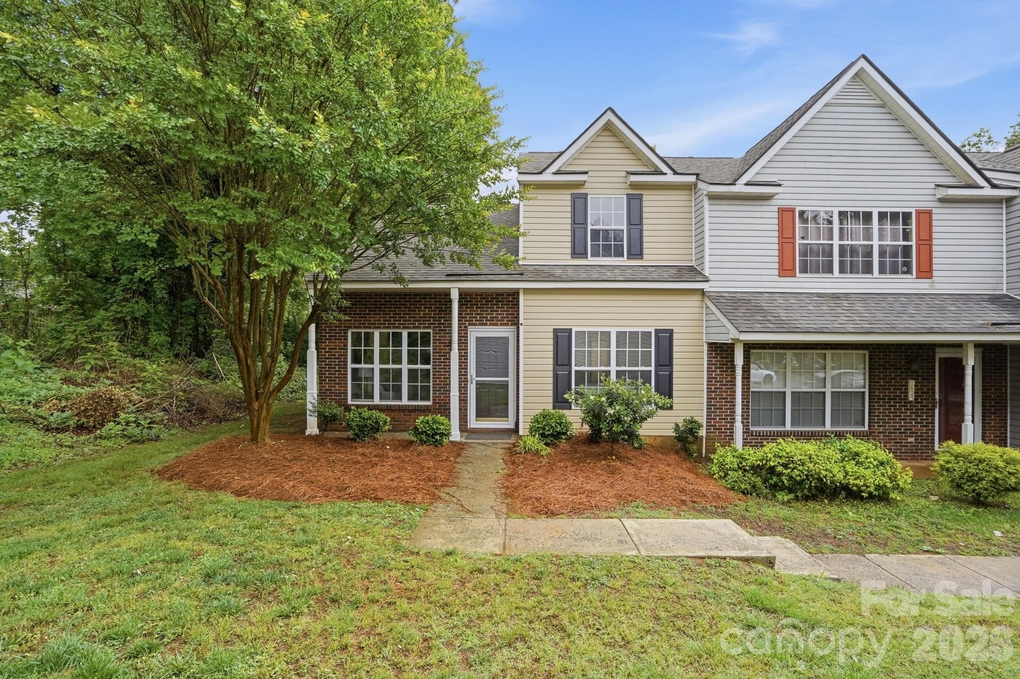 7621 Petrea Lane