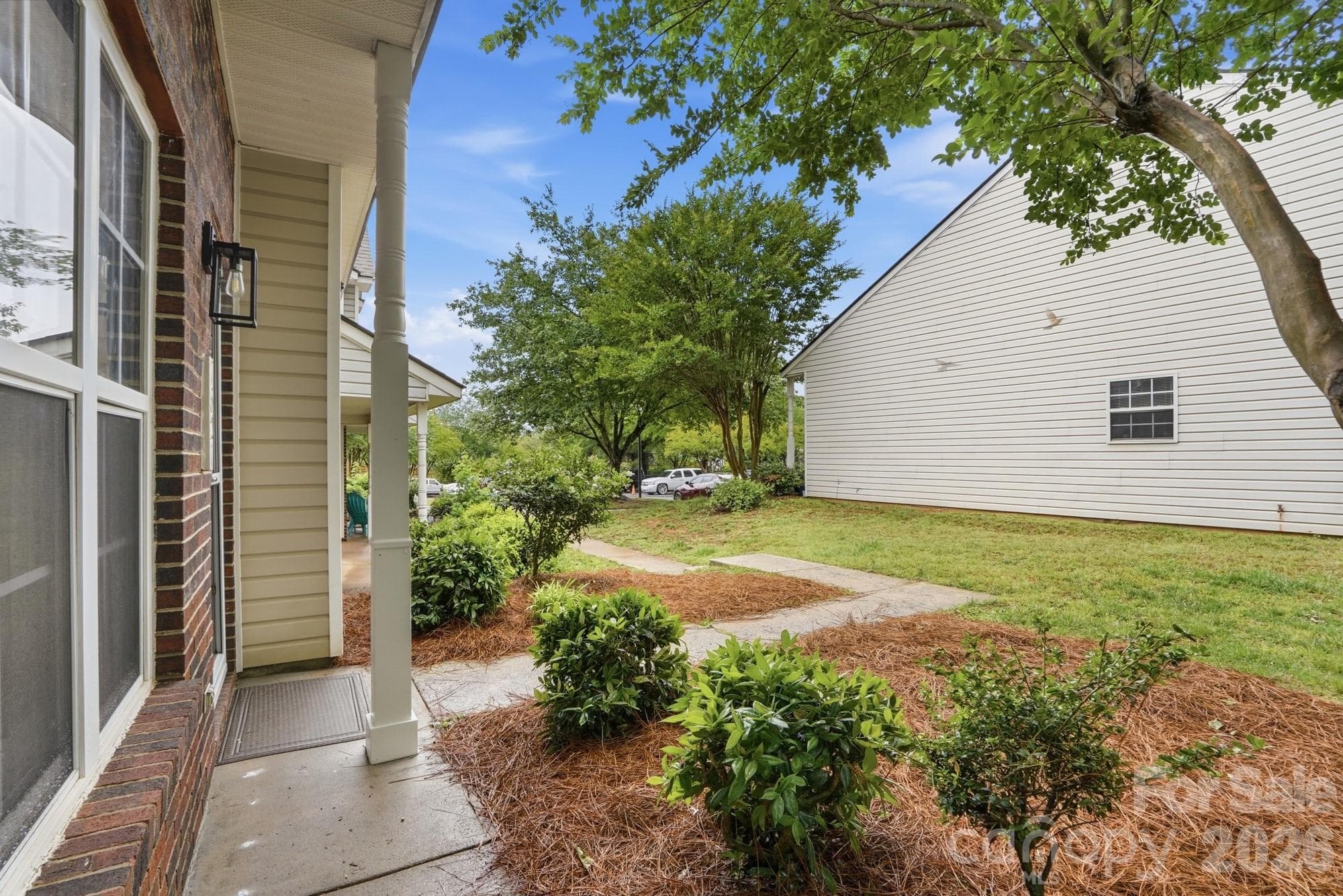 Townhouse at 7621 Petrea Lane, Charlotte, photo 5 of 44