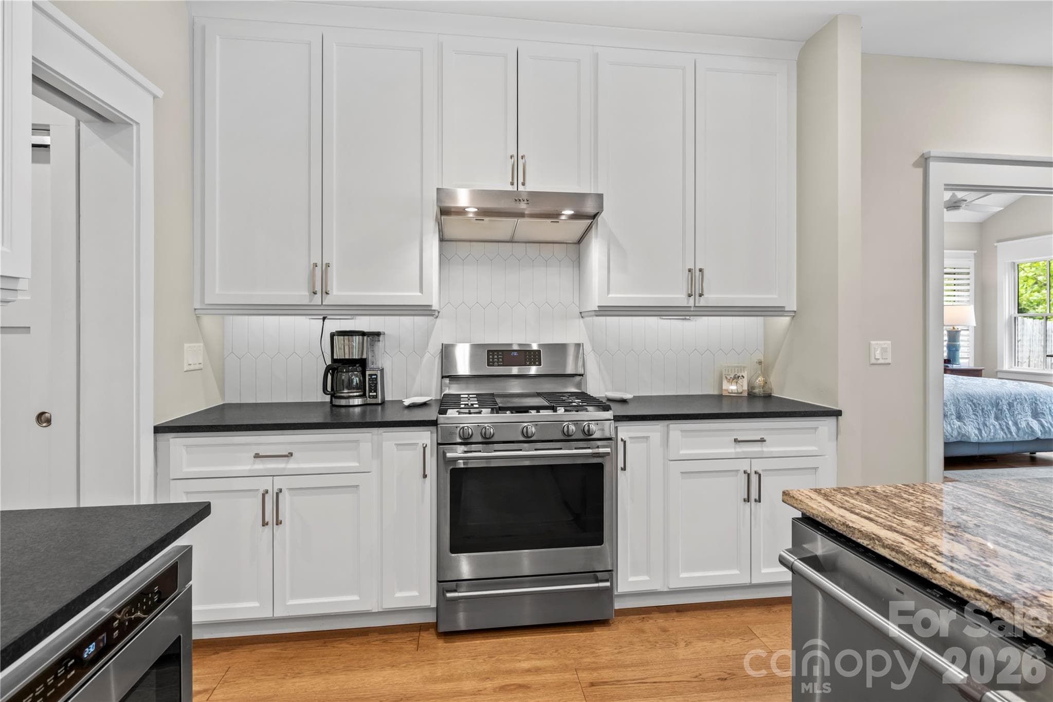 Single Family Residence at 73 Starwood Valley Trail, Arden, photo 7 of 30