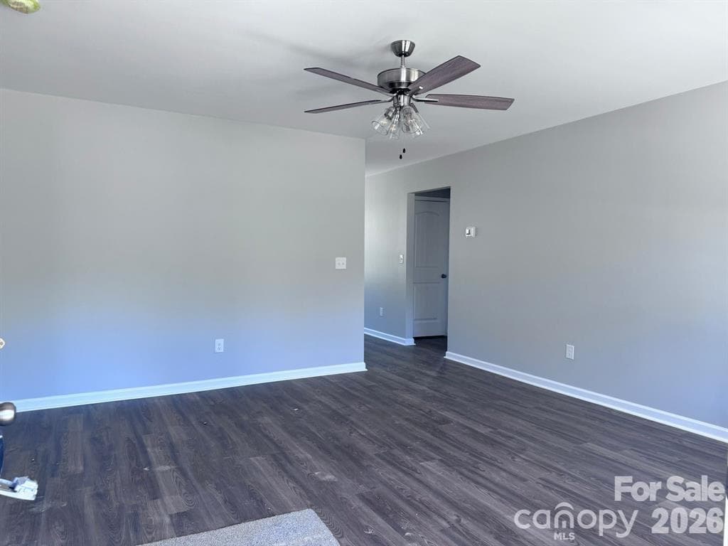 Single Family Residence at 1201 Elizabeth Street W, Pageland, photo 3 of 14