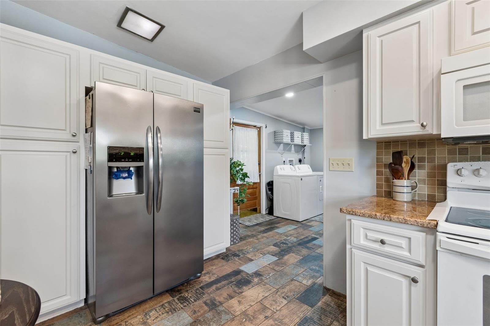Single Family Residence at 2110 FAIRWAY AVE S, ST PETERSBURG, photo 14 of 62