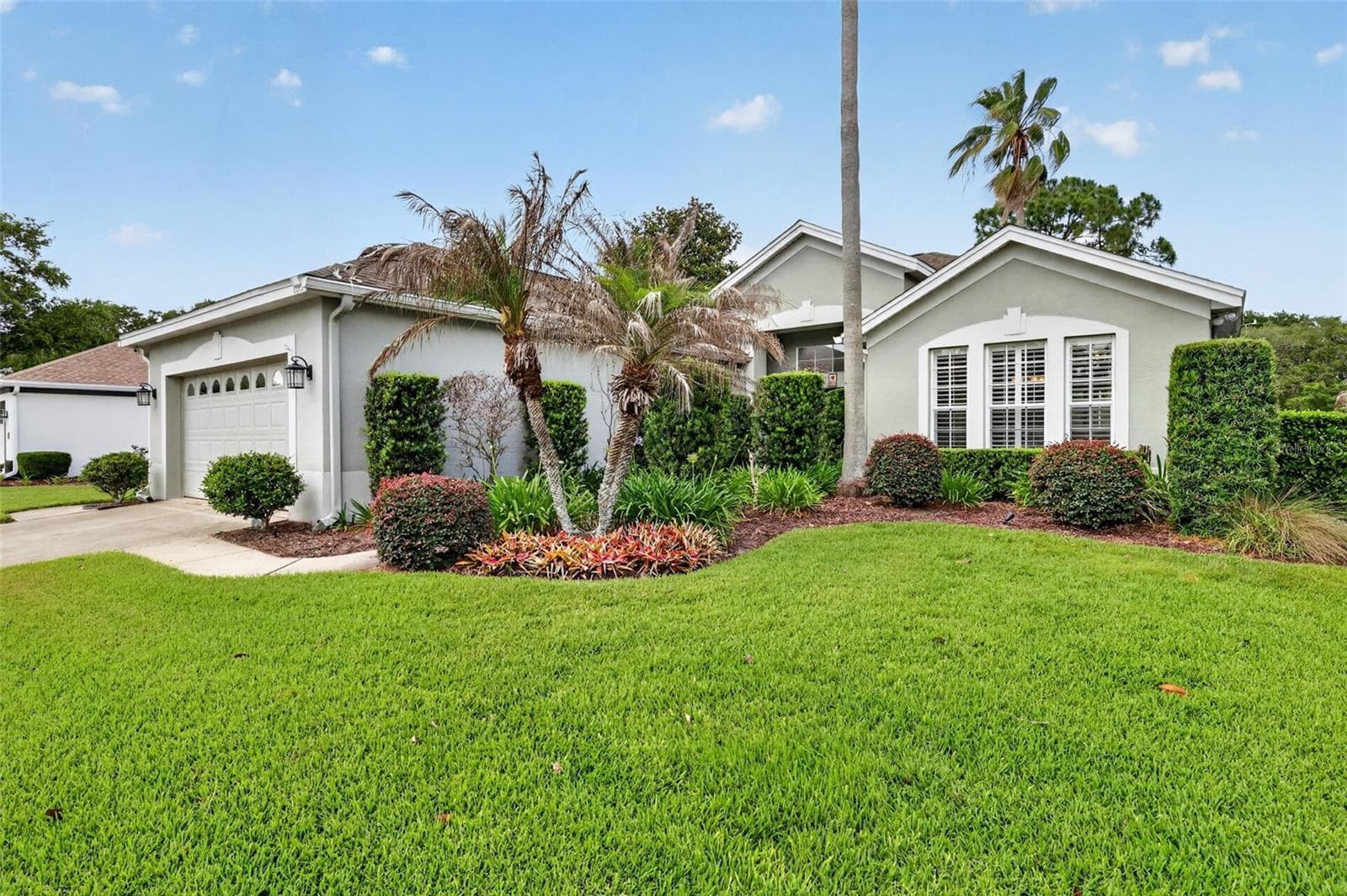 8011 PINE HOLLOW DR