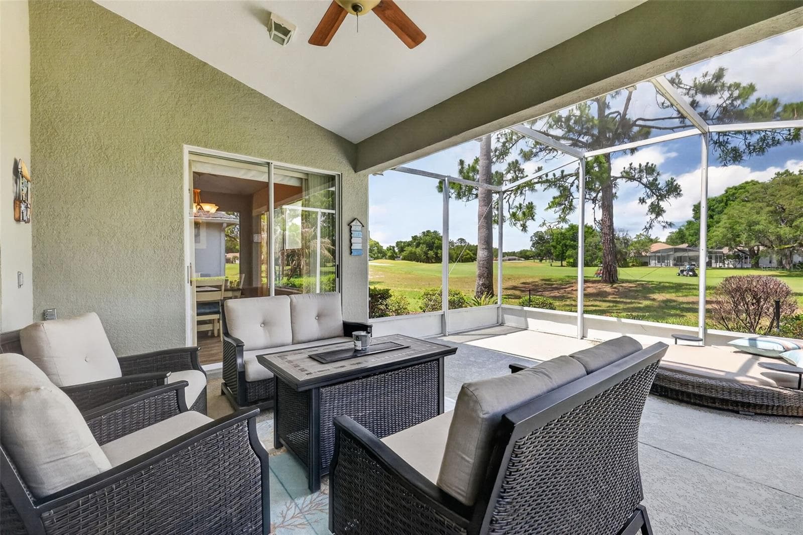 Single Family Residence at 8011 PINE HOLLOW DR, MOUNT DORA, photo 40 of 56