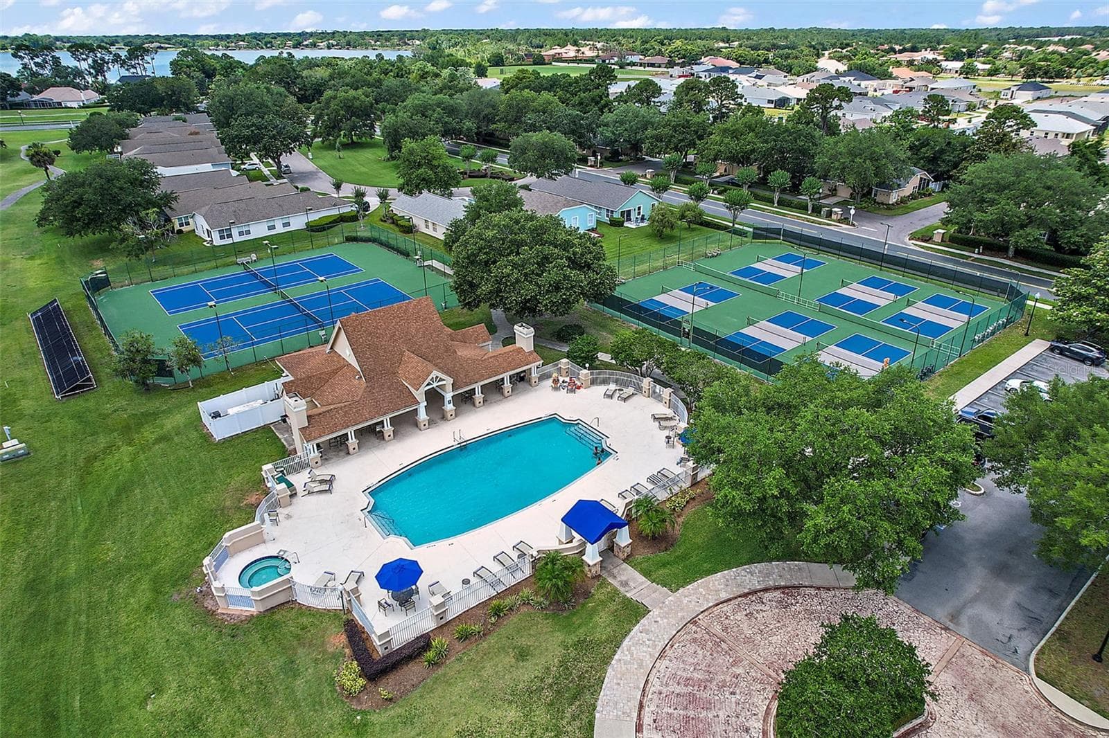 Single Family Residence at 8011 PINE HOLLOW DR, MOUNT DORA, photo 54 of 56