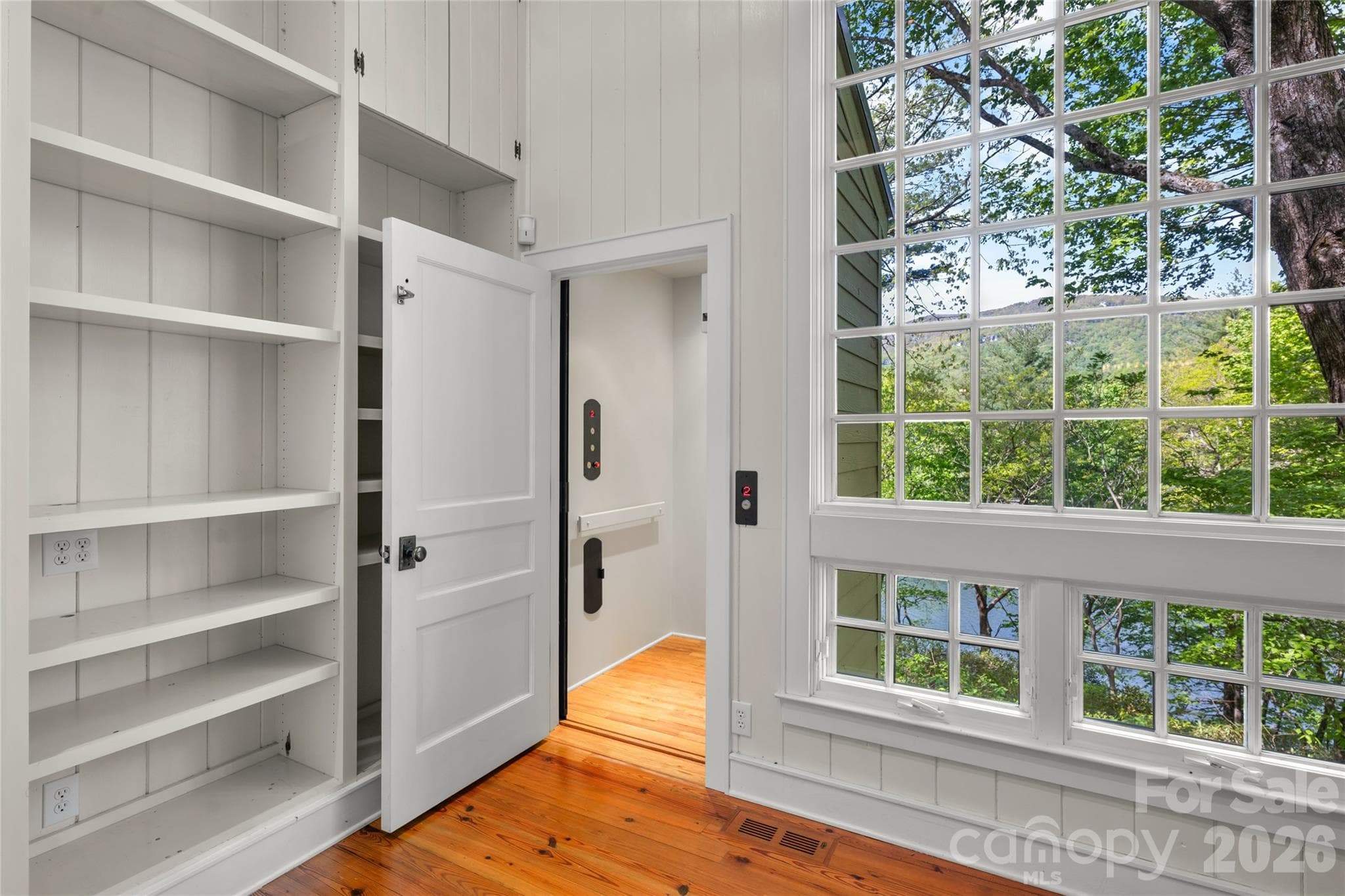 Single Family Residence at 1957 Cold Mountain Road, Lake Toxaway, photo 12 of 48