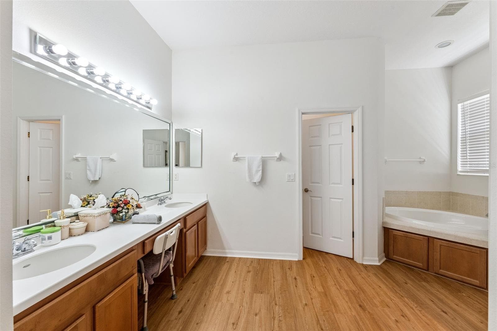 Primary Bathroom - 10125 SANDY MARSH LN, ORLANDO