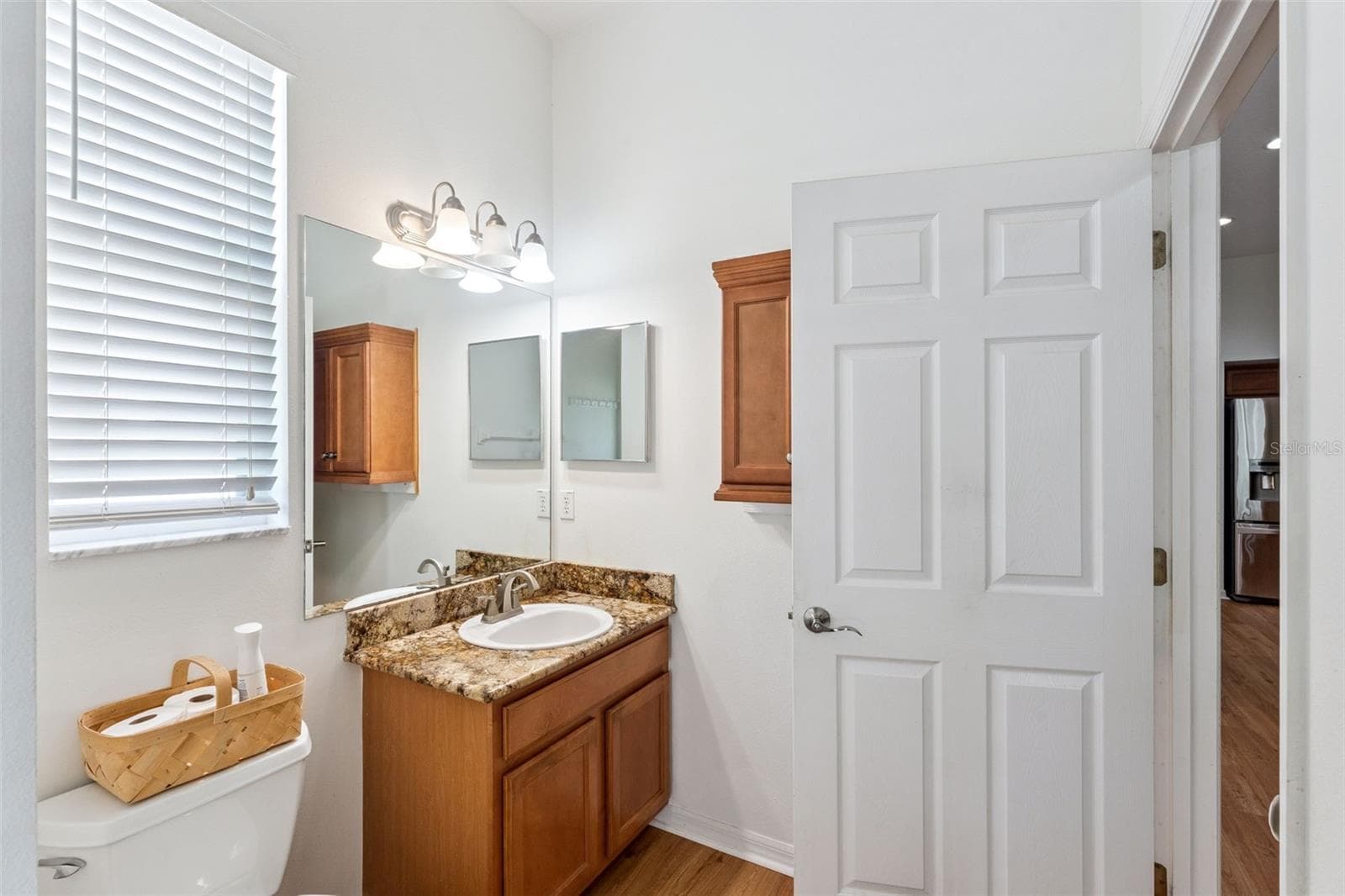 Downstairs Bathroom - 10125 SANDY MARSH LN, ORLANDO