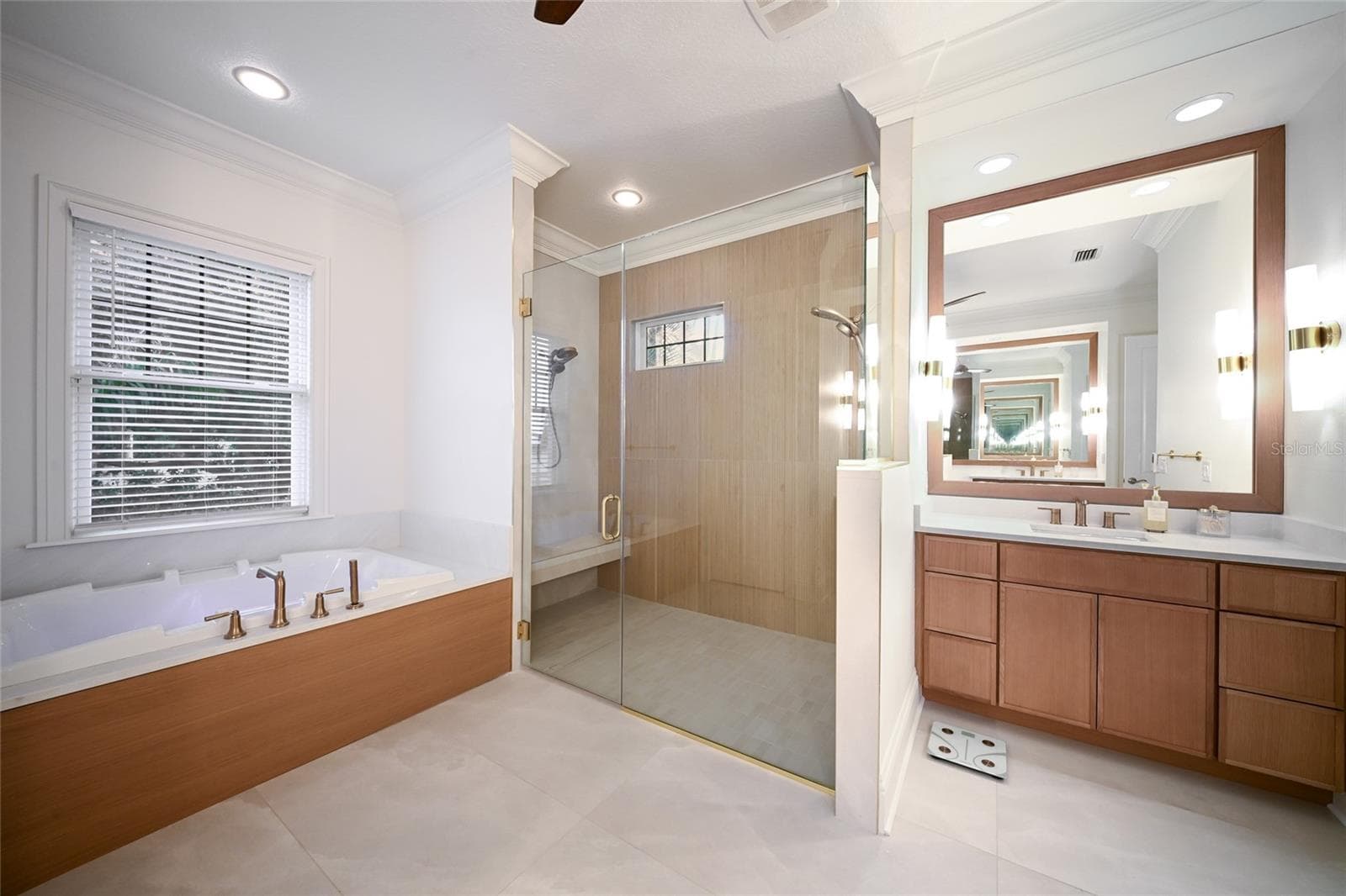 Single Family Residence at 4678 SILENT CREEK WAY, NOKOMIS, photo 44 of 70