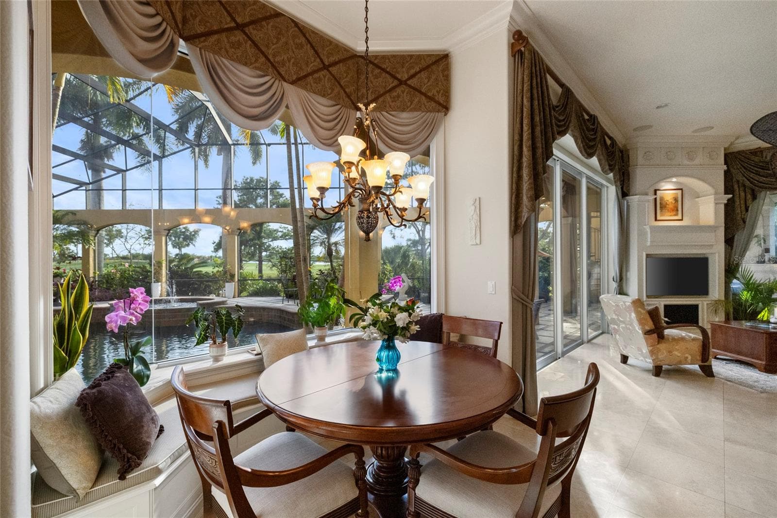 Single Family Residence at 7202 TEAL CREEK GLN, LAKEWOOD RANCH, photo 10 of 67