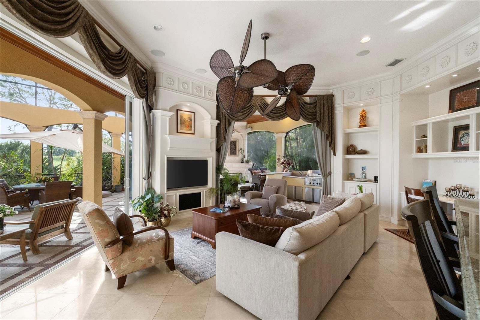 Single Family Residence at 7202 TEAL CREEK GLN, LAKEWOOD RANCH, photo 18 of 67
