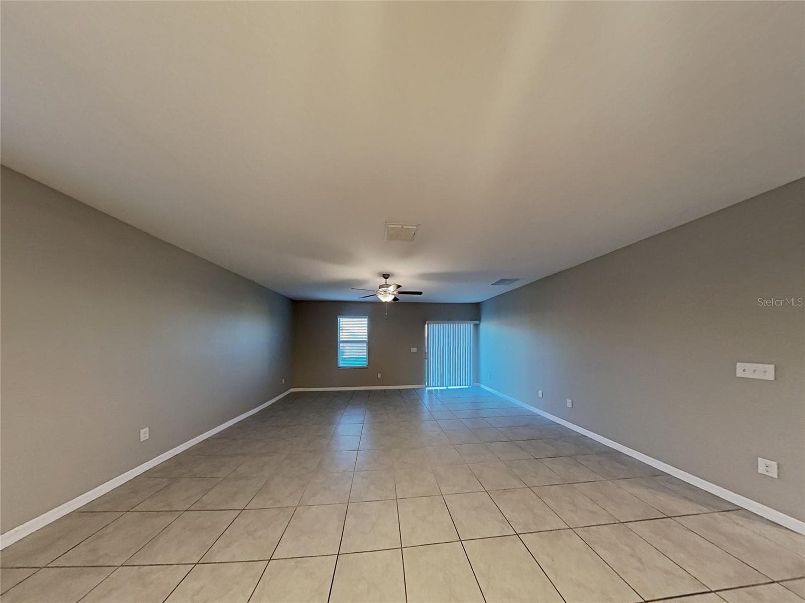 Single Family Residence at 4436 ETERNAL PRINCE DR, SUN CITY CENTER, photo 4 of 35
