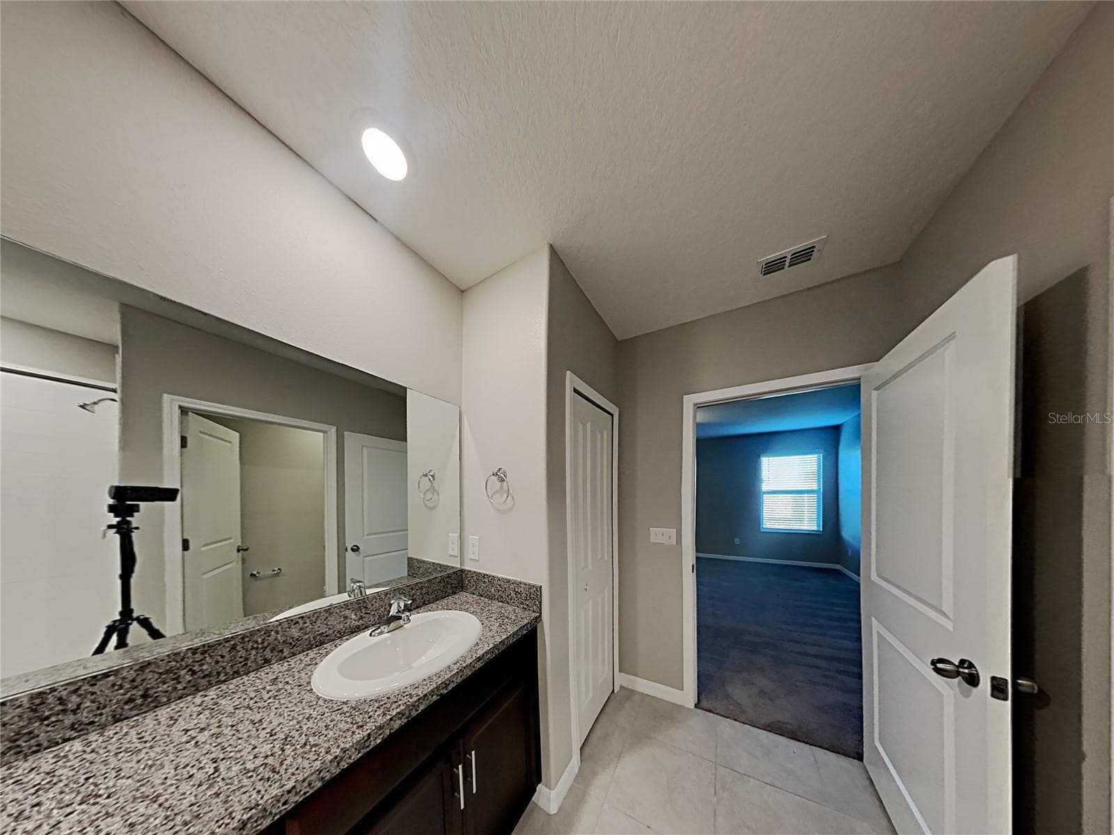 Single Family Residence at 4436 ETERNAL PRINCE DR, SUN CITY CENTER, photo 12 of 35
