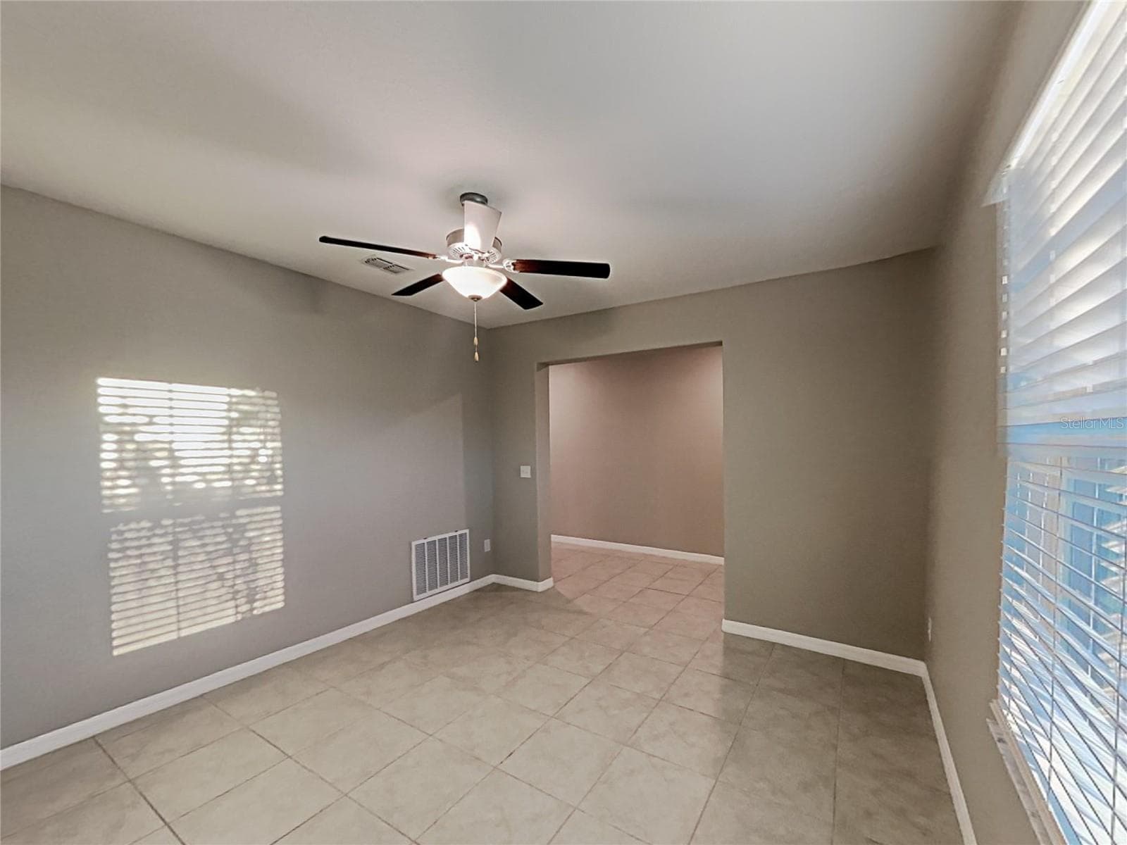 Single Family Residence at 4436 ETERNAL PRINCE DR, SUN CITY CENTER, photo 19 of 35