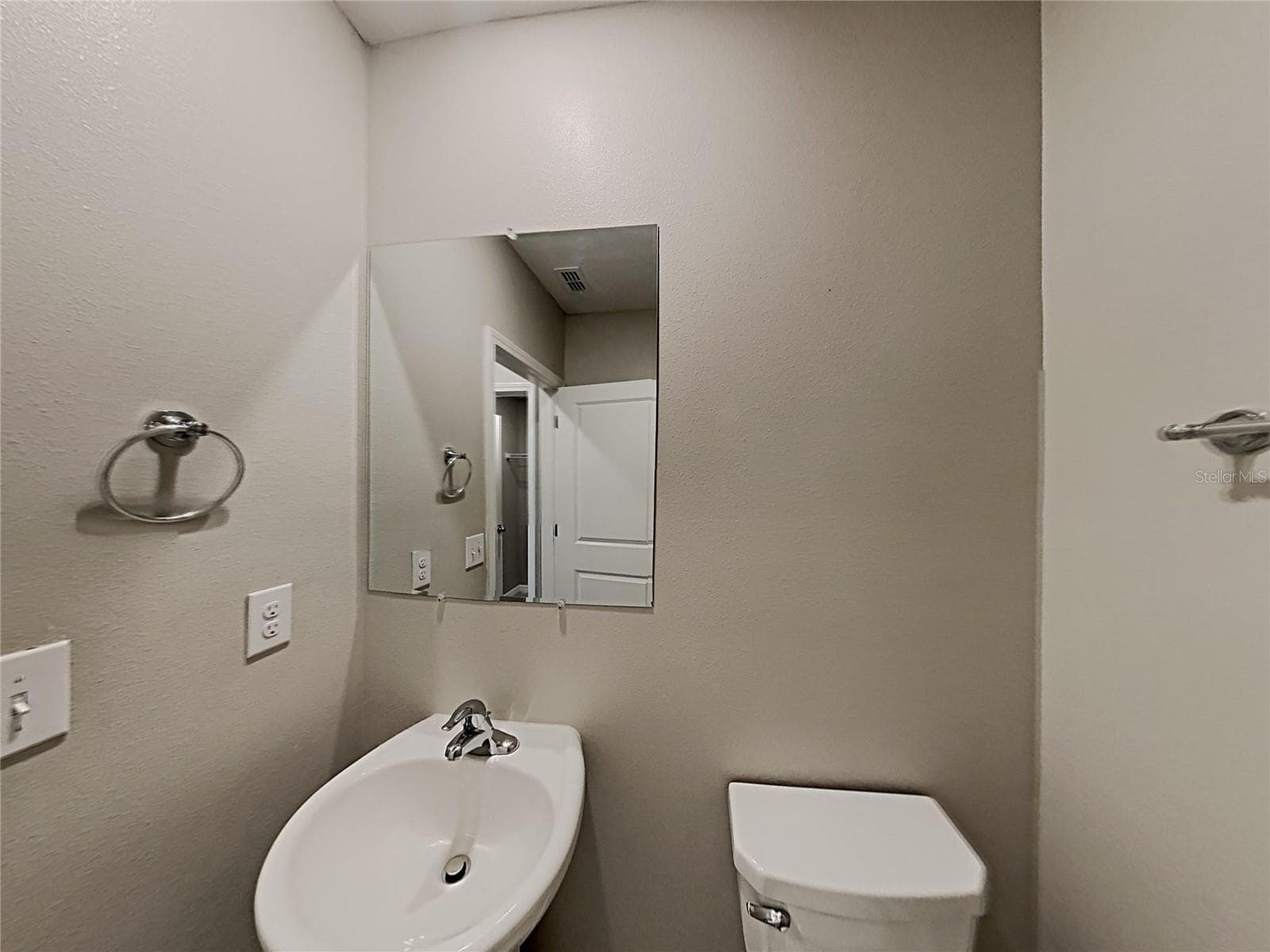 Single Family Residence at 4436 ETERNAL PRINCE DR, SUN CITY CENTER, photo 24 of 35