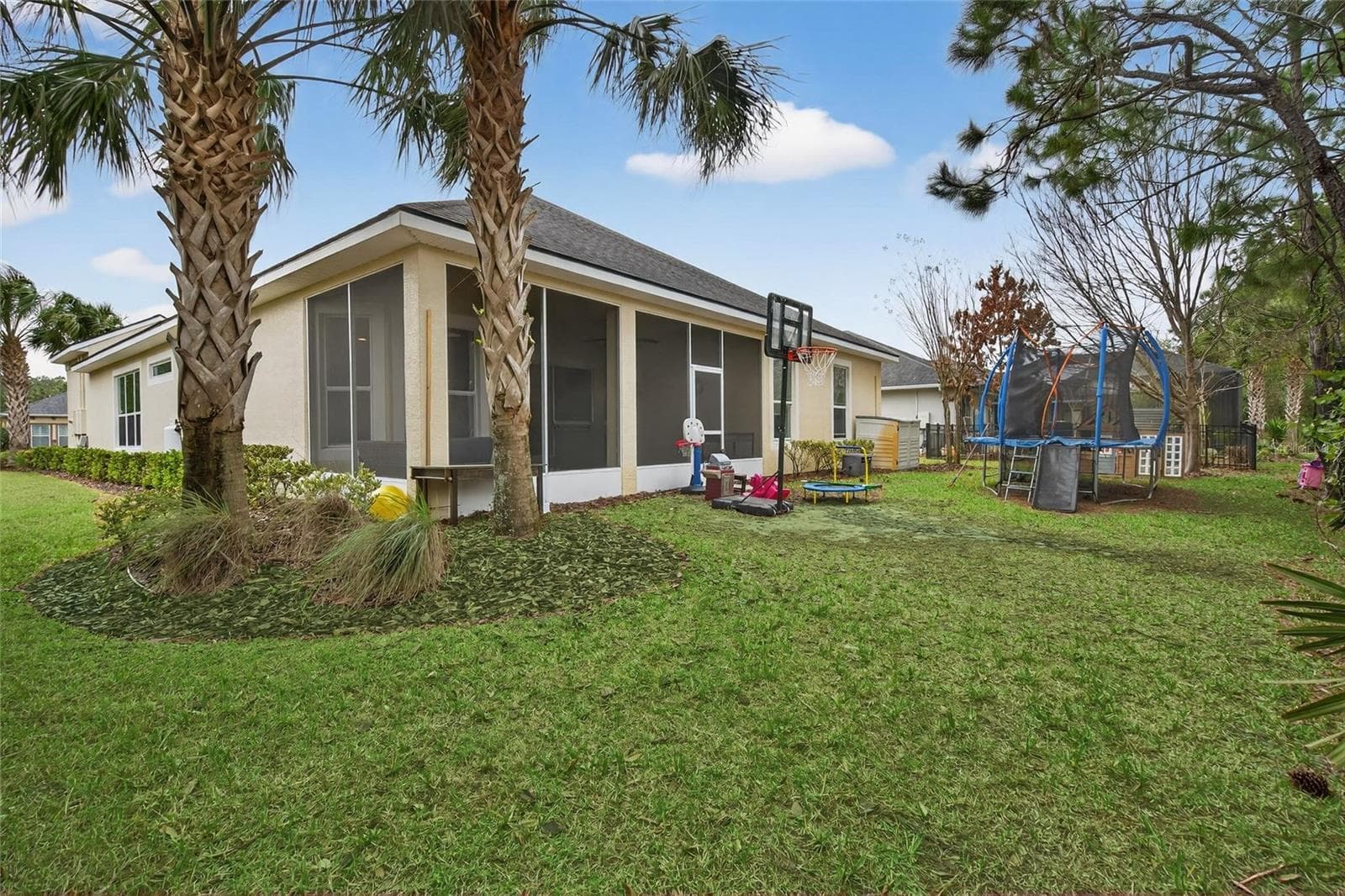 Single Family Residence at 349 CHELSEA PLACE AVE, ORMOND BEACH, photo 8 of 46