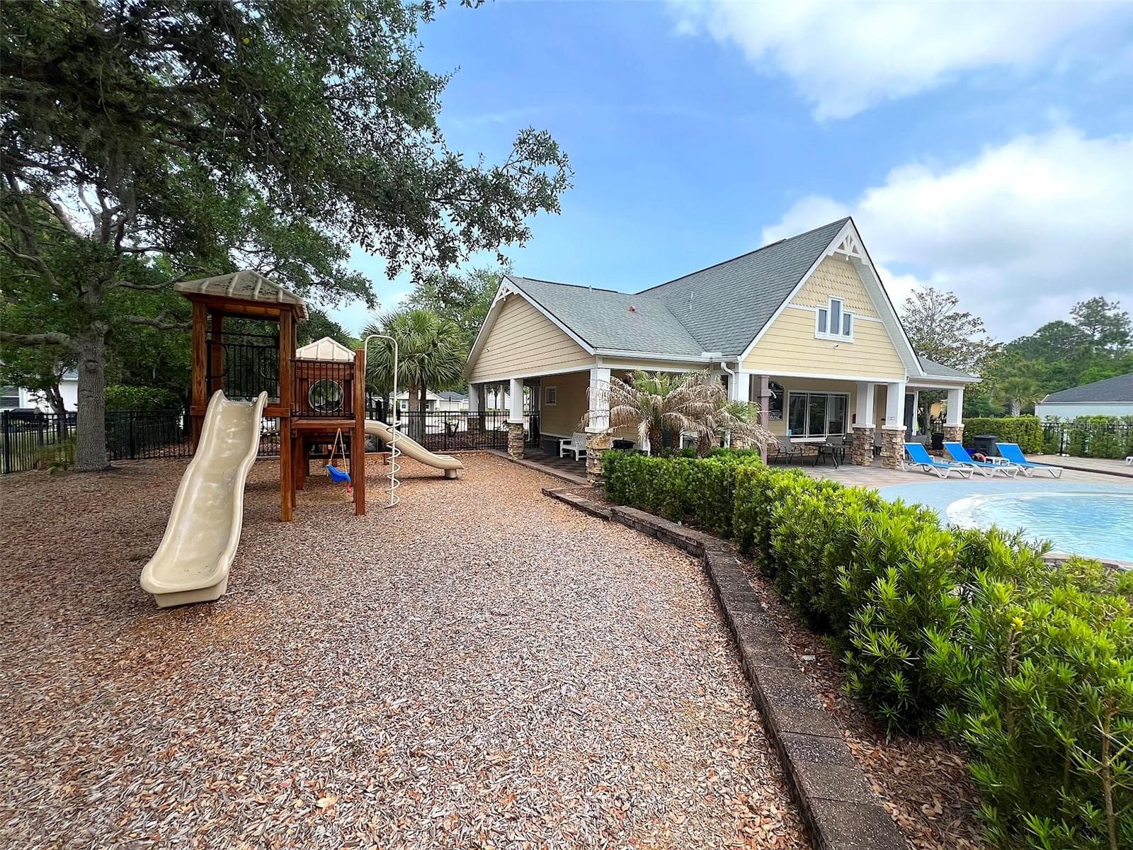 Single Family Residence at 349 CHELSEA PLACE AVE, ORMOND BEACH, photo 43 of 46