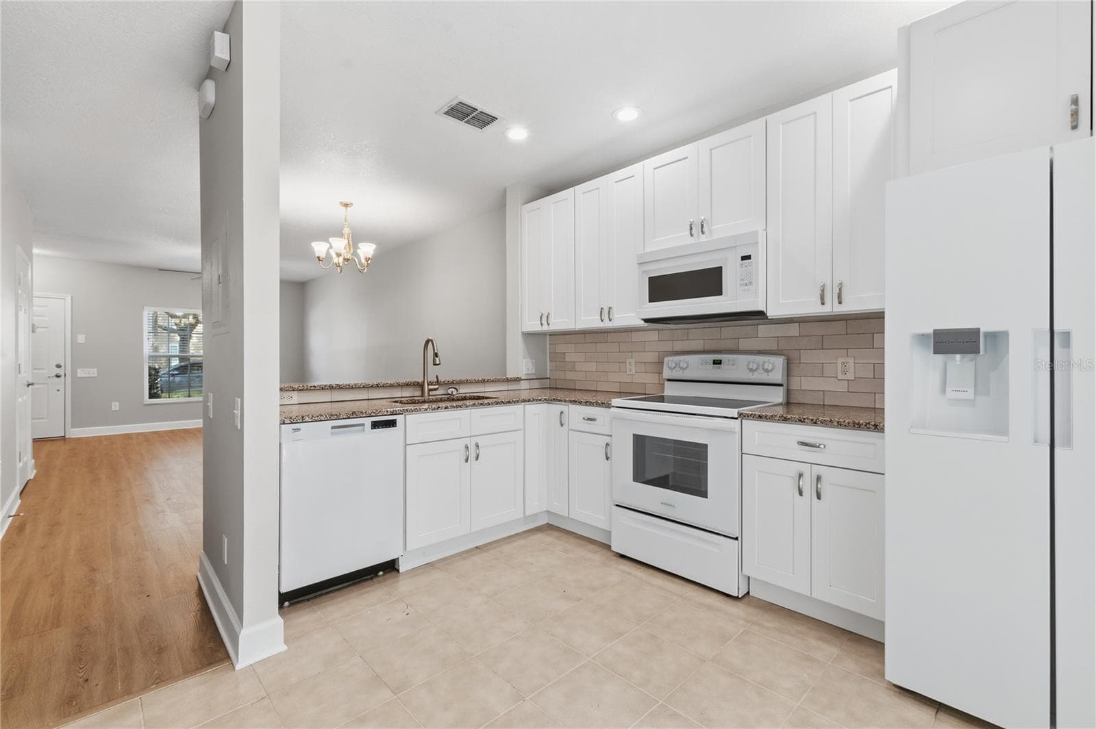 Condominium at 8671 HUNTERS KEY CIR #8671, TAMPA, photo 6 of 30