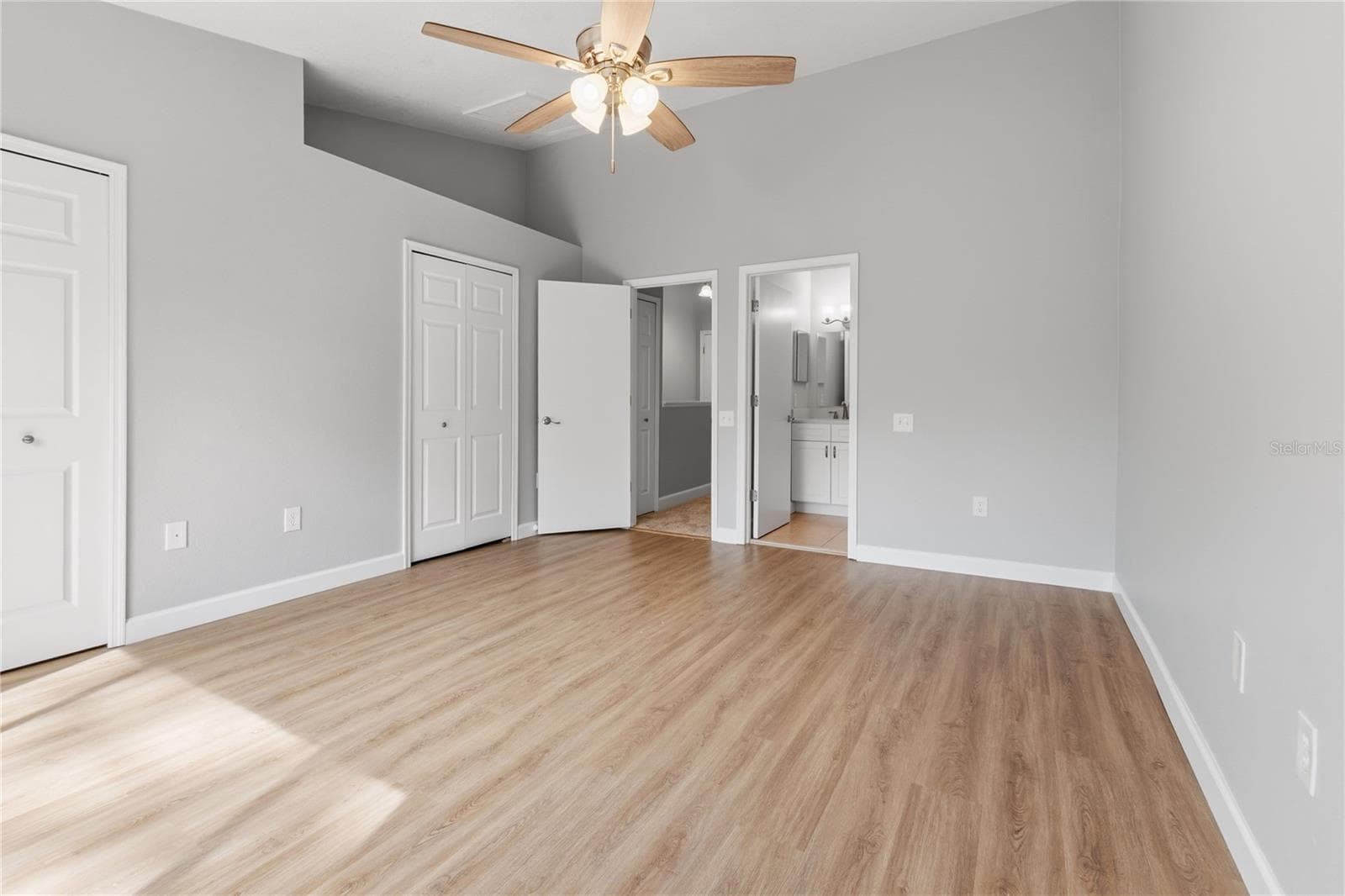 Condominium at 8671 HUNTERS KEY CIR #8671, TAMPA, photo 15 of 30