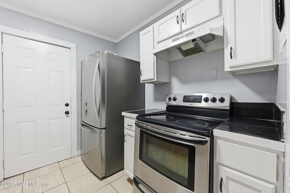 Kitchen - 3428 GLEN ST, JACKSONVILLE