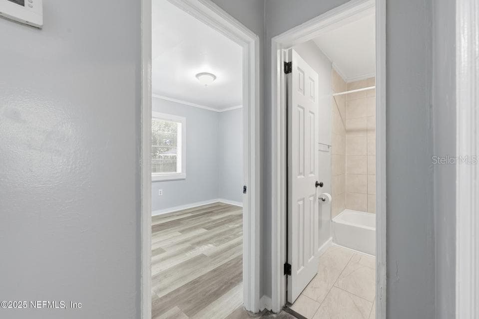Hallway - 3428 GLEN ST, JACKSONVILLE