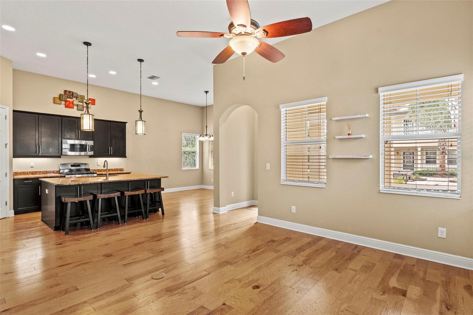 Single Family Residence at 514 WINTERSIDE DR, APOLLO BEACH, photo 9 of 77