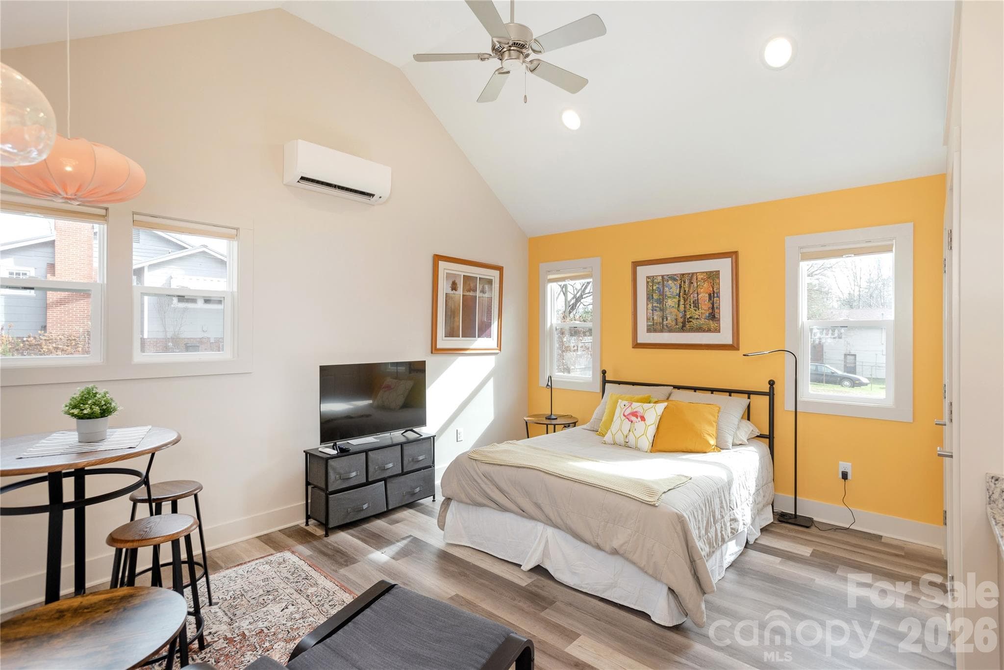 Light and Bright - 608 Ray Avenue, Hendersonville