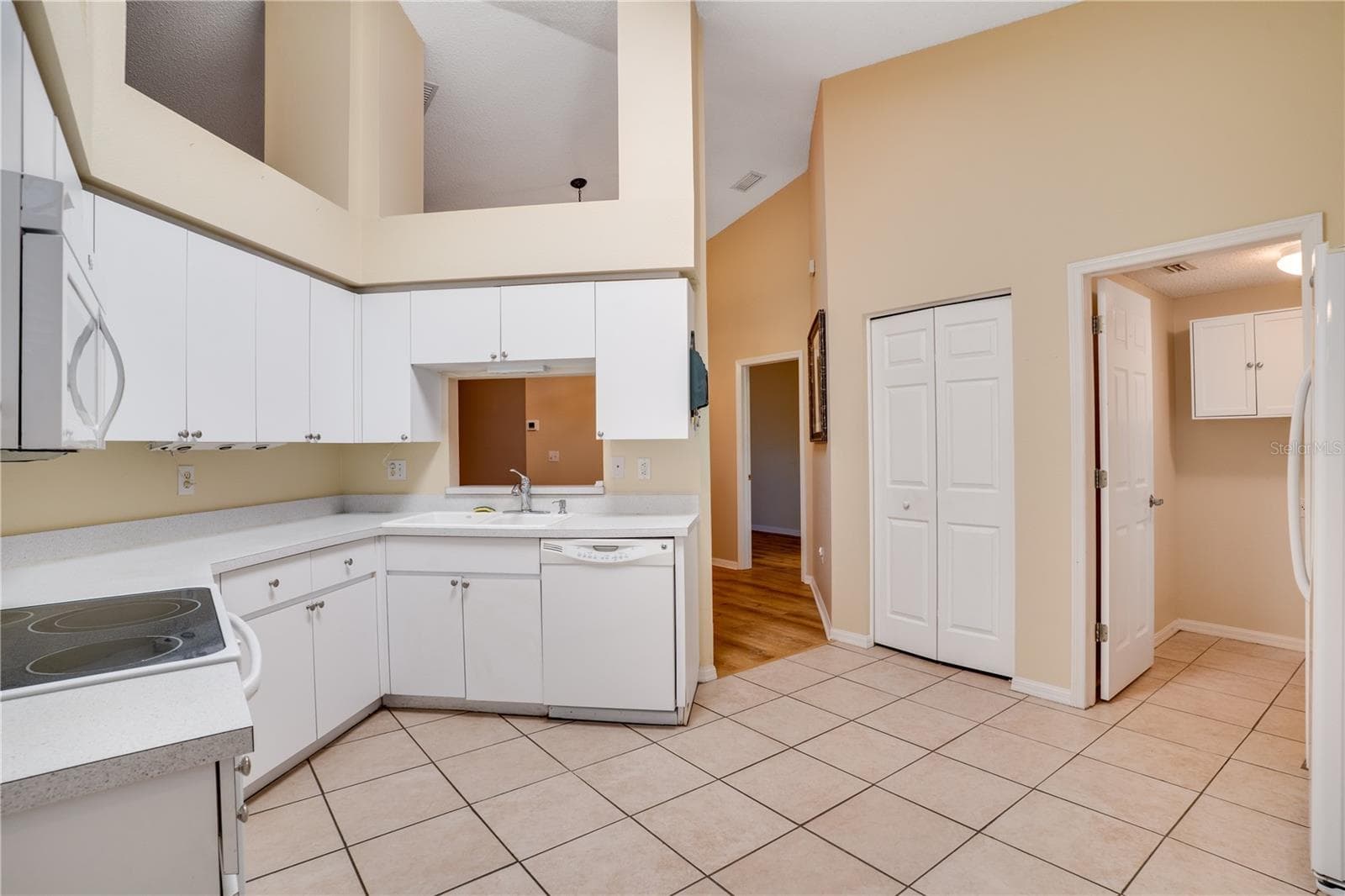 Single Family Residence at 13109 DOBREE PL #29, RIVERVIEW, photo 13 of 37