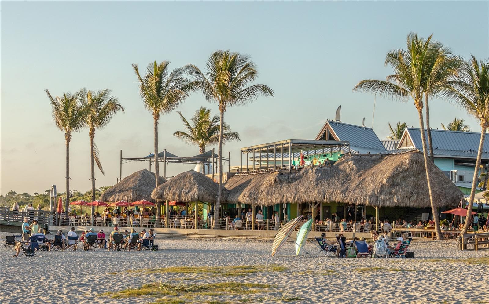 5 O'clock SomewhereSharkeys and the Pier Beach - 316 ALBA ST E, VENICE