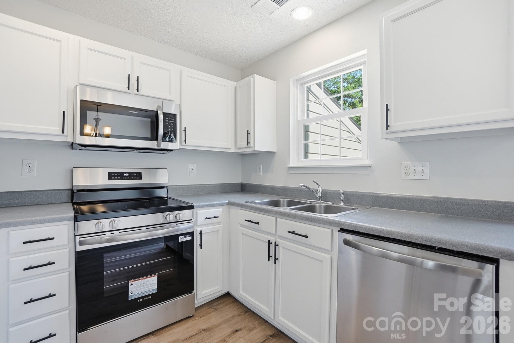 Townhouse at Charlotte, photo 13 of 39