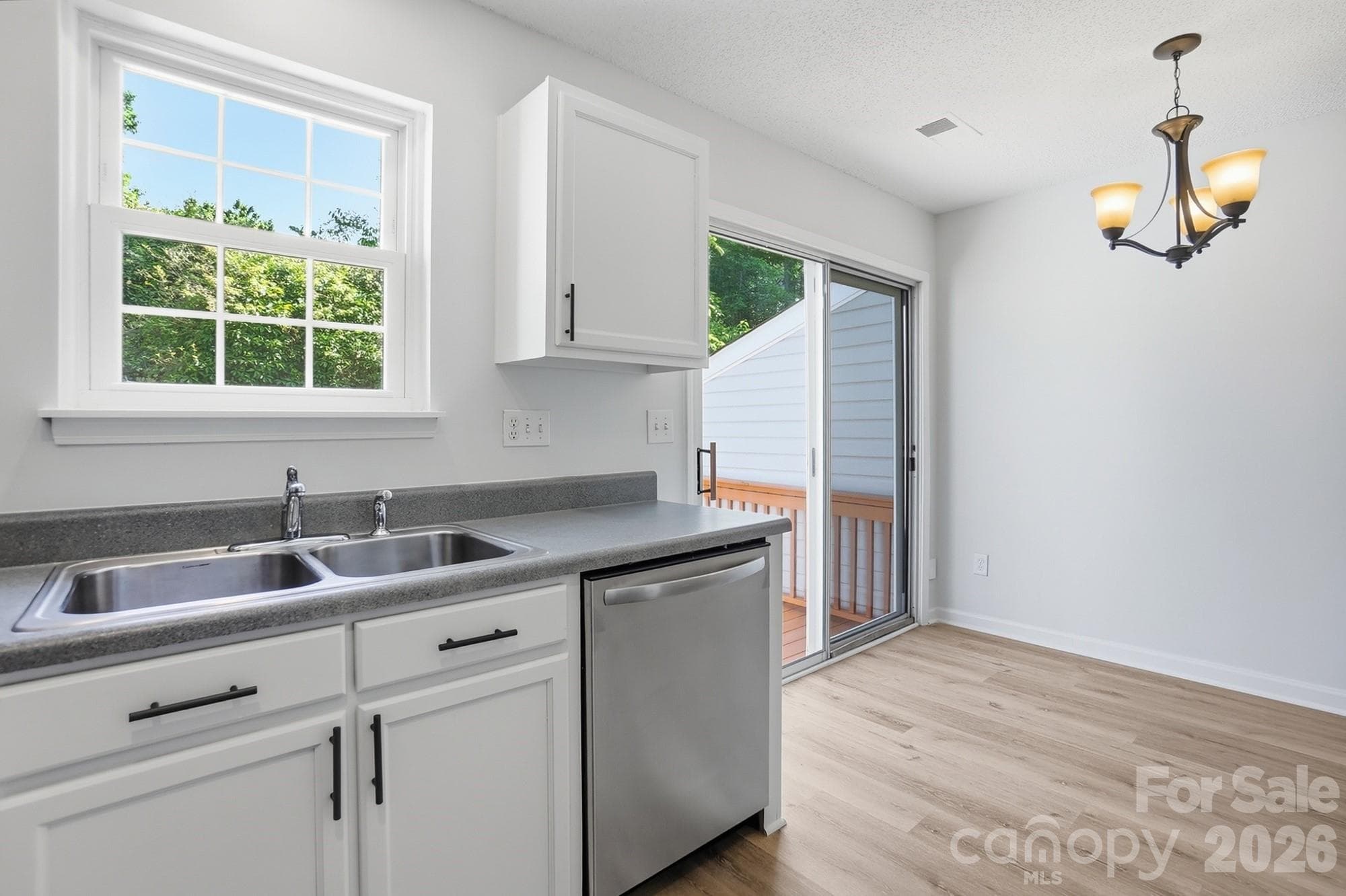 Townhouse at Charlotte, photo 14 of 39