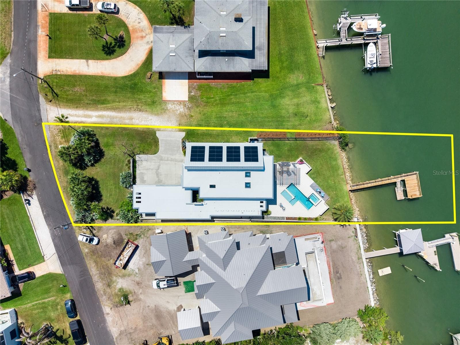 Single Family Residence at 1800 N INDIAN RIVER RD, NEW SMYRNA BEACH, photo 11 of 88
