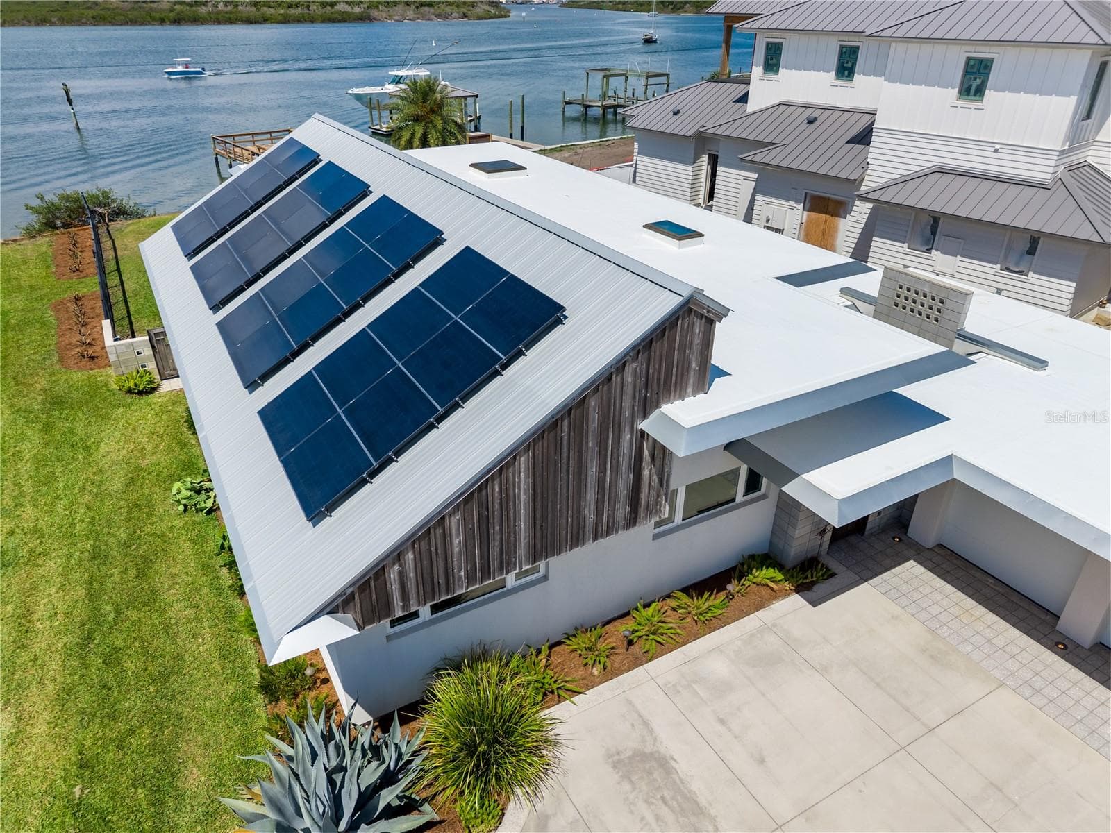 Single Family Residence at 1800 N INDIAN RIVER RD, NEW SMYRNA BEACH, photo 87 of 88