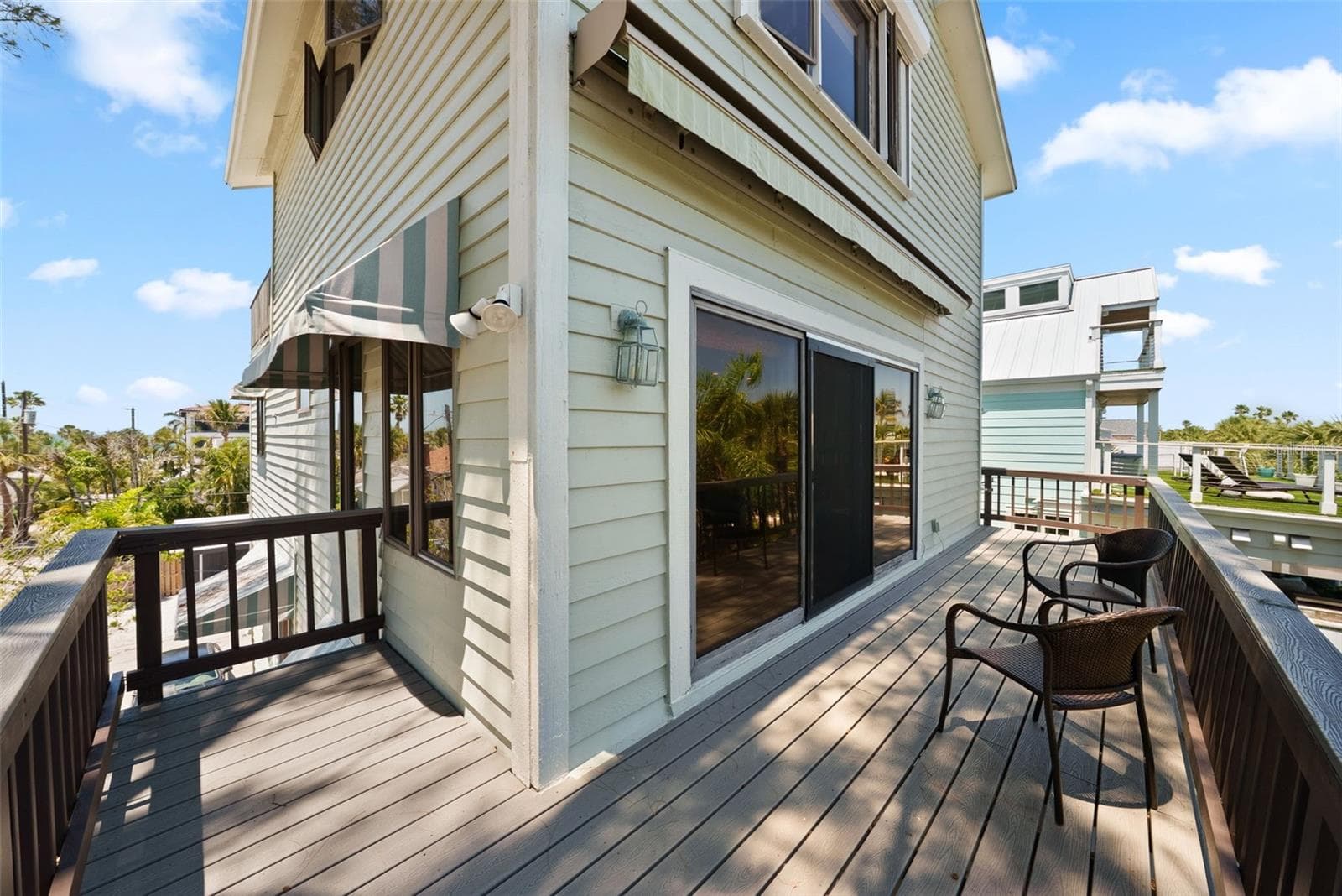 Retractable Awnings on the Decks - 1304 PASS A GRILLE WAY, ST PETE BEACH