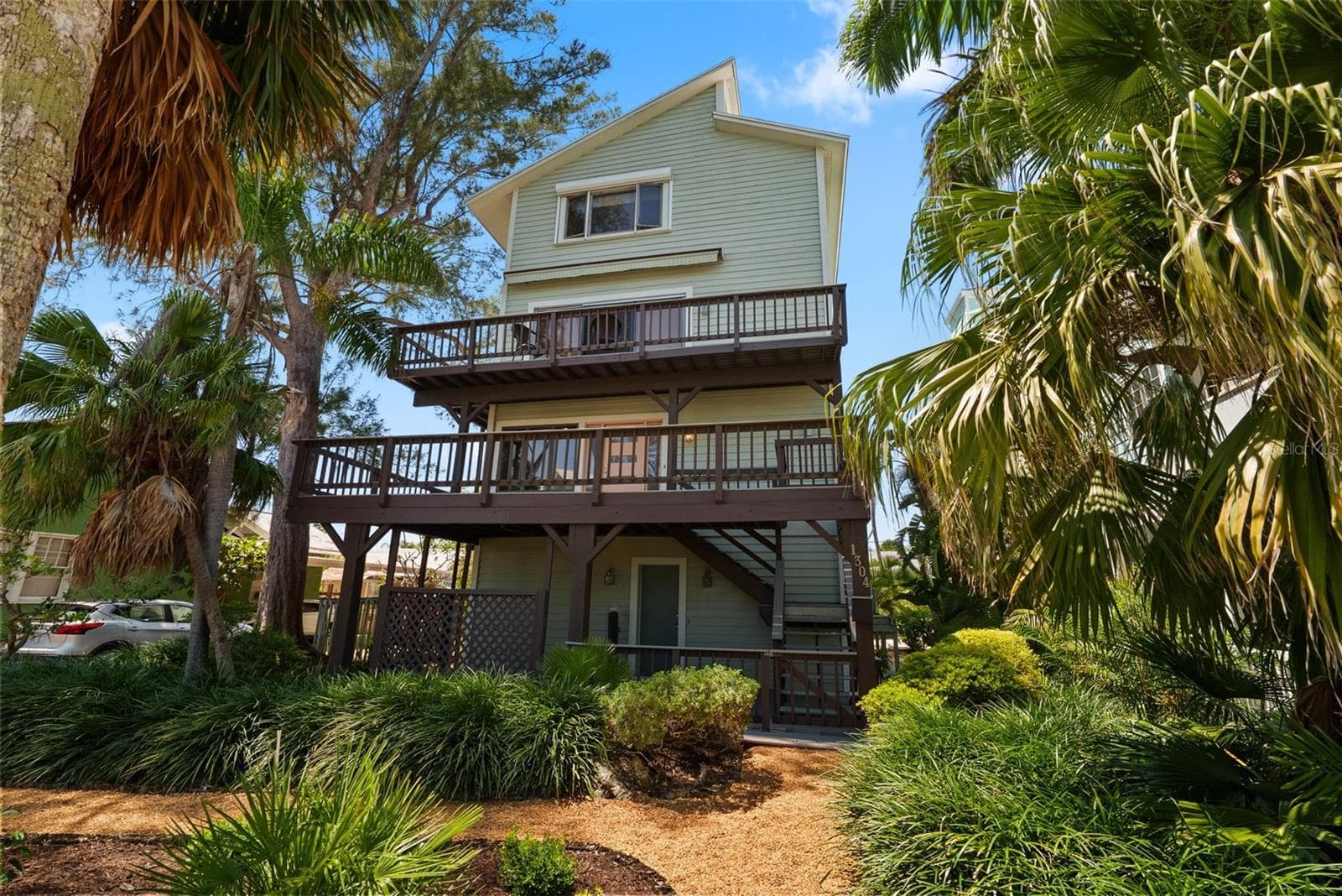 Single Family Residence at 1304 PASS A GRILLE WAY, ST PETE BEACH, photo 88 of 92