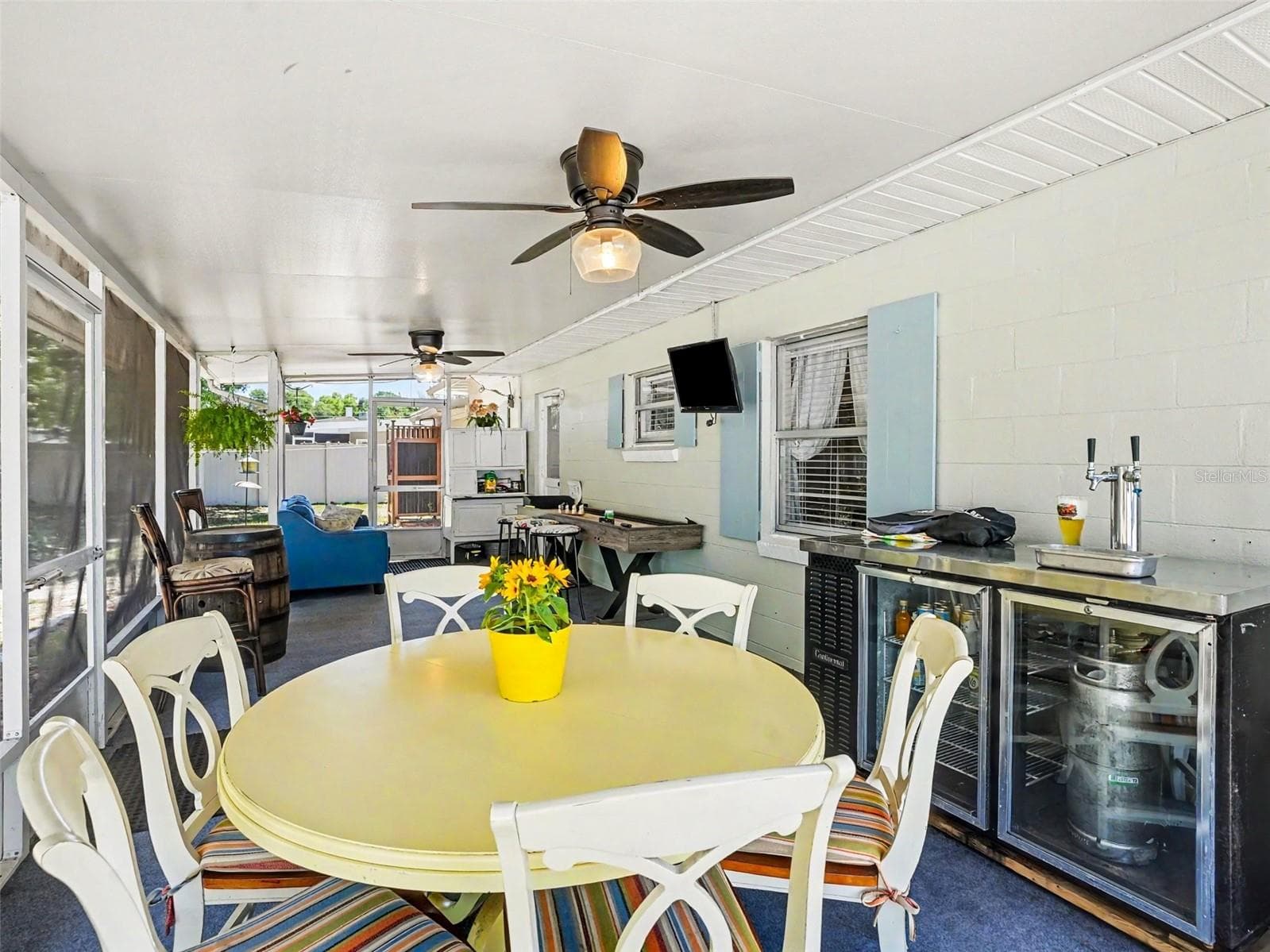 Single Family Residence at 315 W 11TH AVE, MOUNT DORA, photo 13 of 31