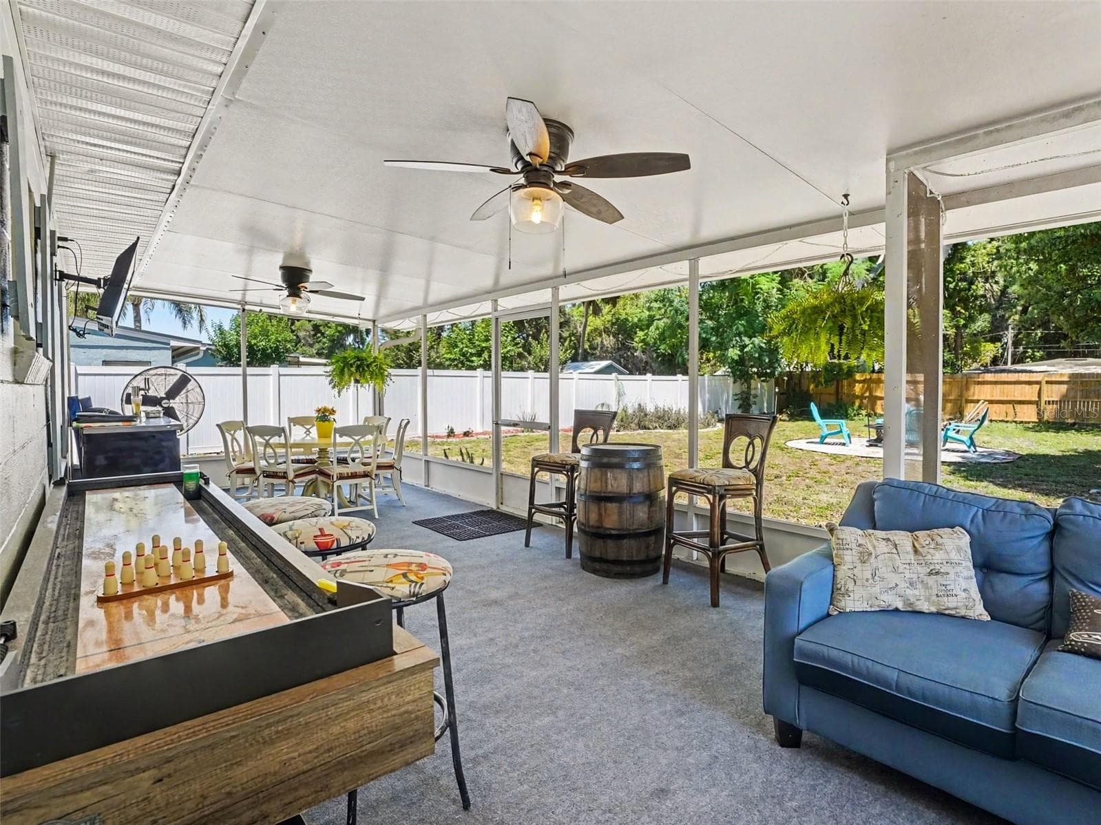 Single Family Residence at 315 W 11TH AVE, MOUNT DORA, photo 14 of 31