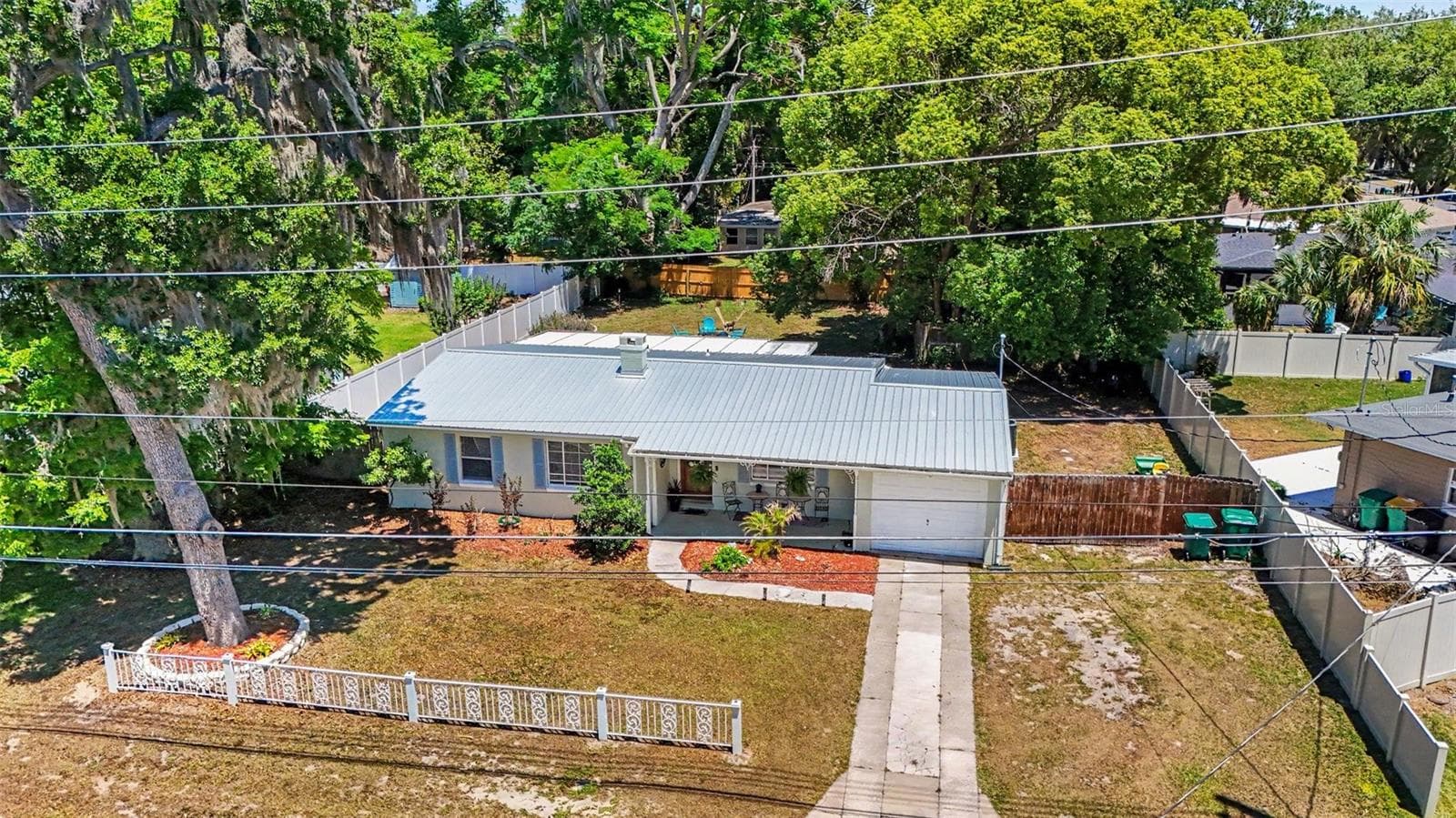 Single Family Residence at 315 W 11TH AVE, MOUNT DORA, photo 29 of 31