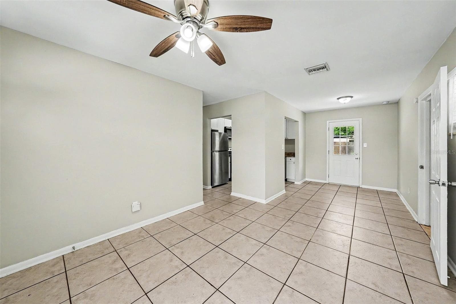 Single Family Residence at 10209 N 28TH ST, TAMPA, photo 3 of 18