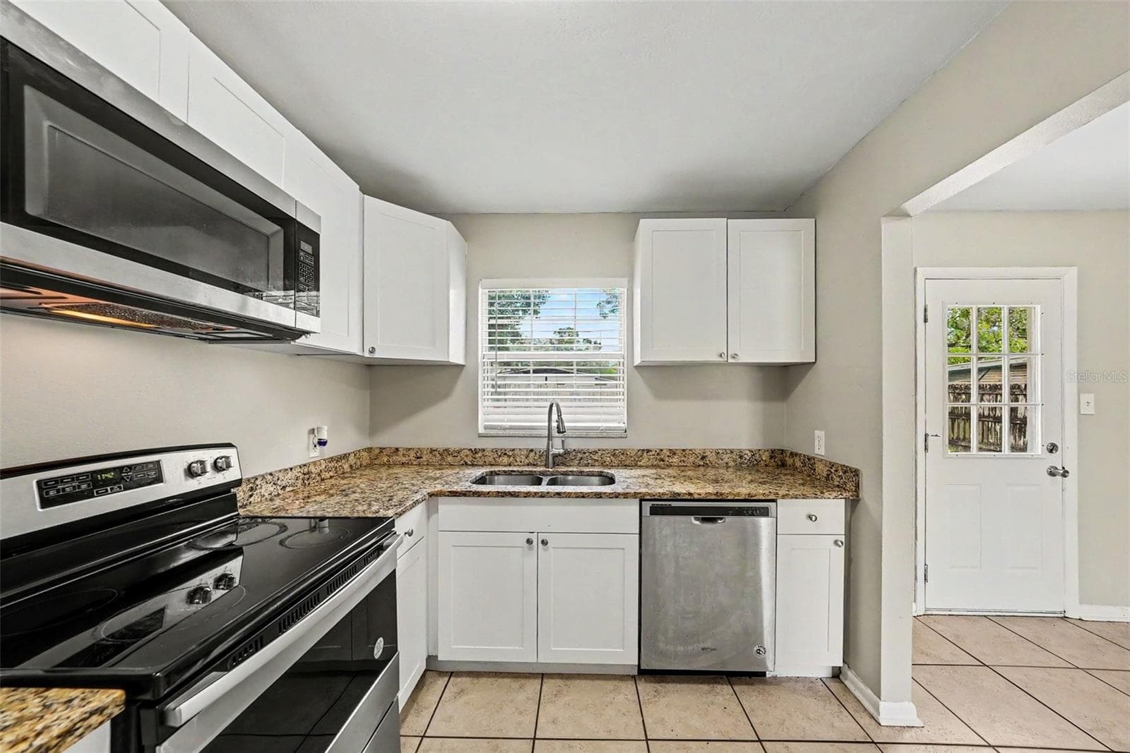 Single Family Residence at 10209 N 28TH ST, TAMPA, photo 9 of 18