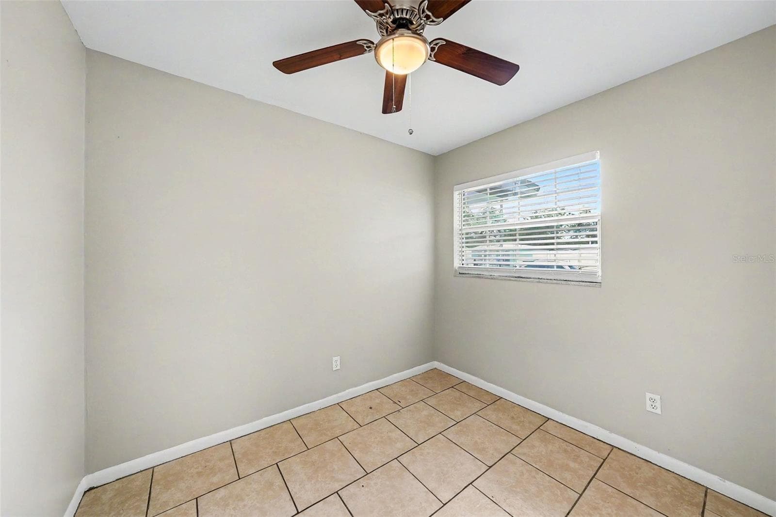 Single Family Residence at 10209 N 28TH ST, TAMPA, photo 14 of 18