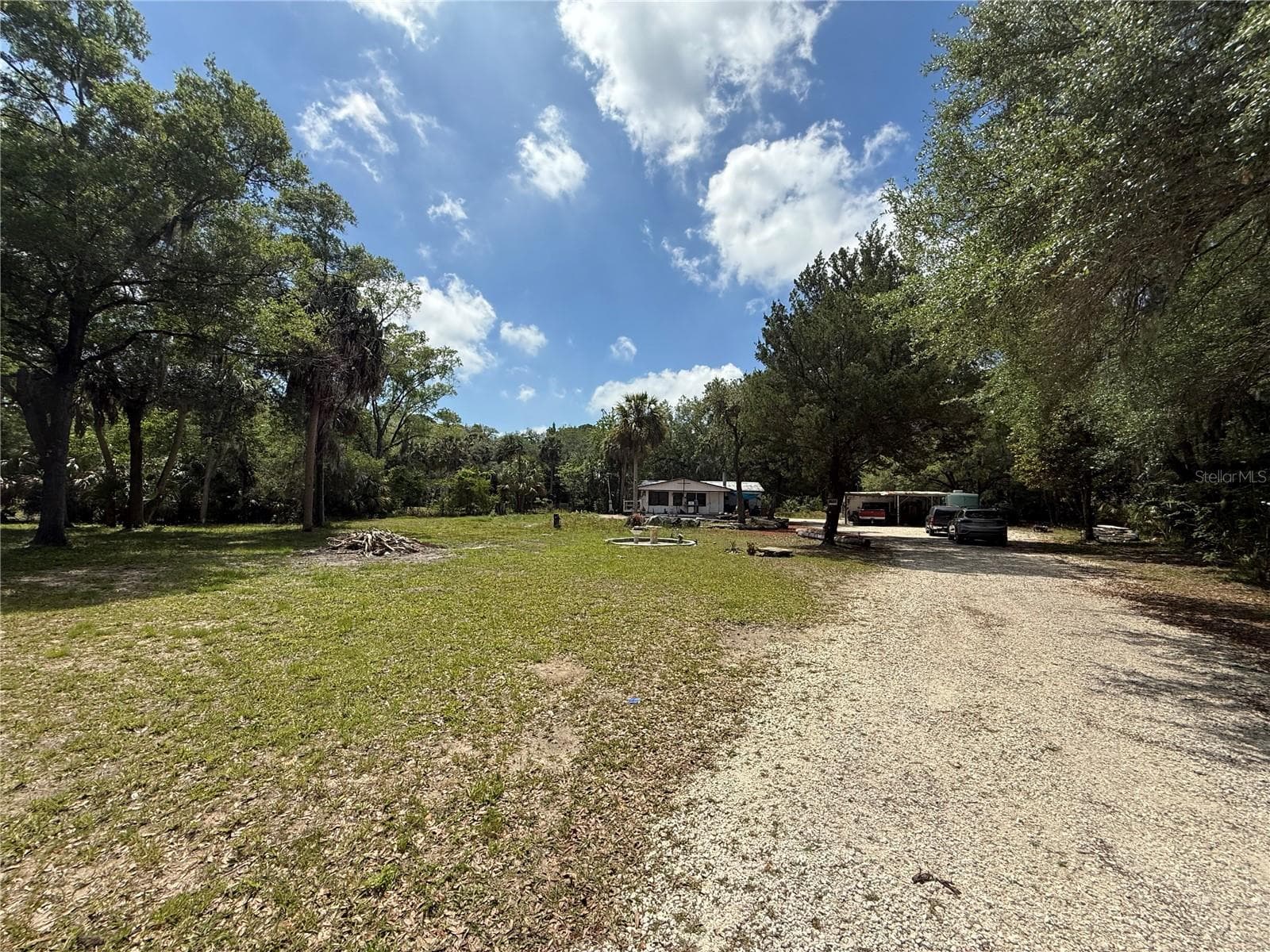 Manufactured Home at 186 GLADYS AVE, INGLIS, photo 19 of 25