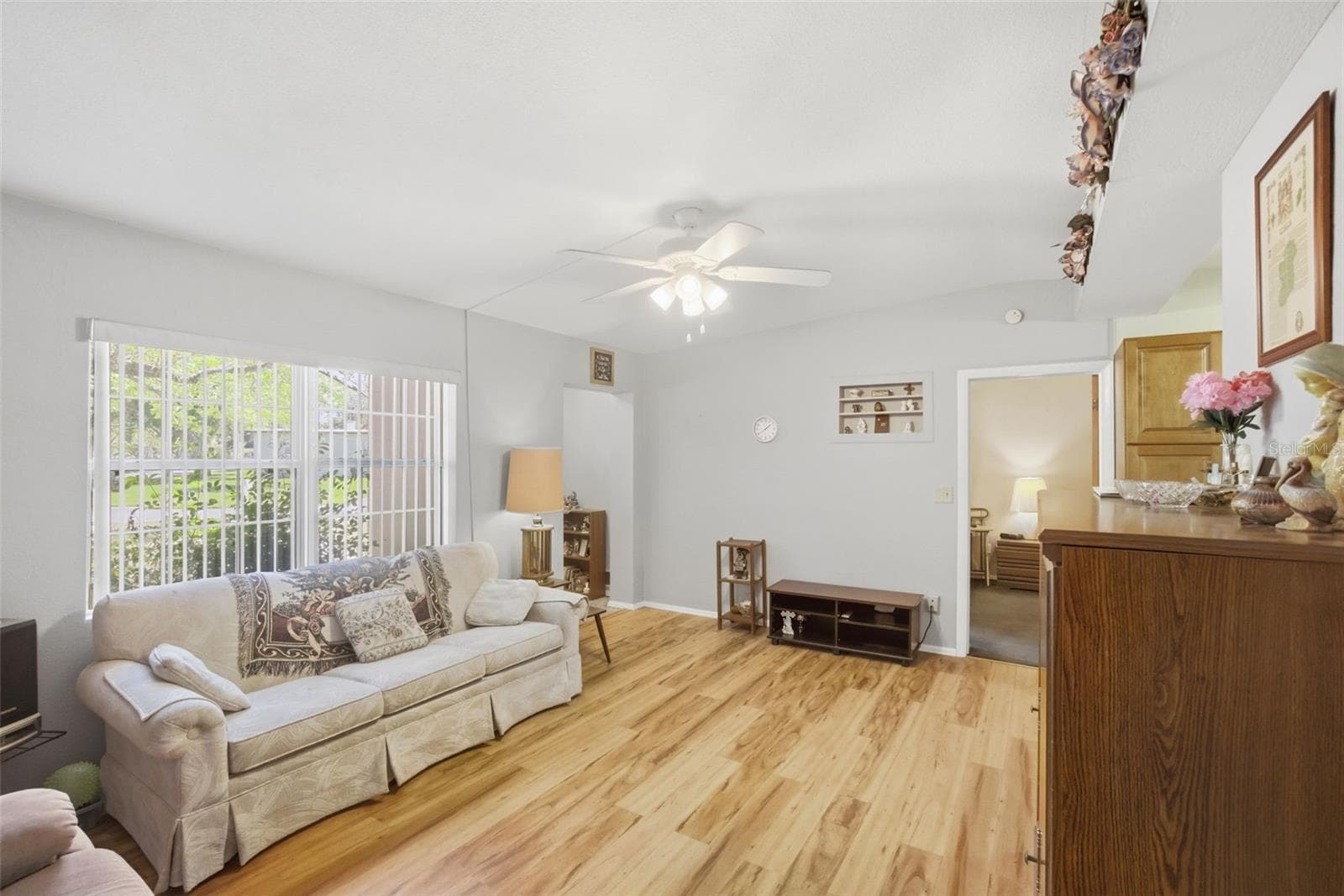 Single Family Residence at 481 KENTIA RD, CASSELBERRY, photo 2 of 39