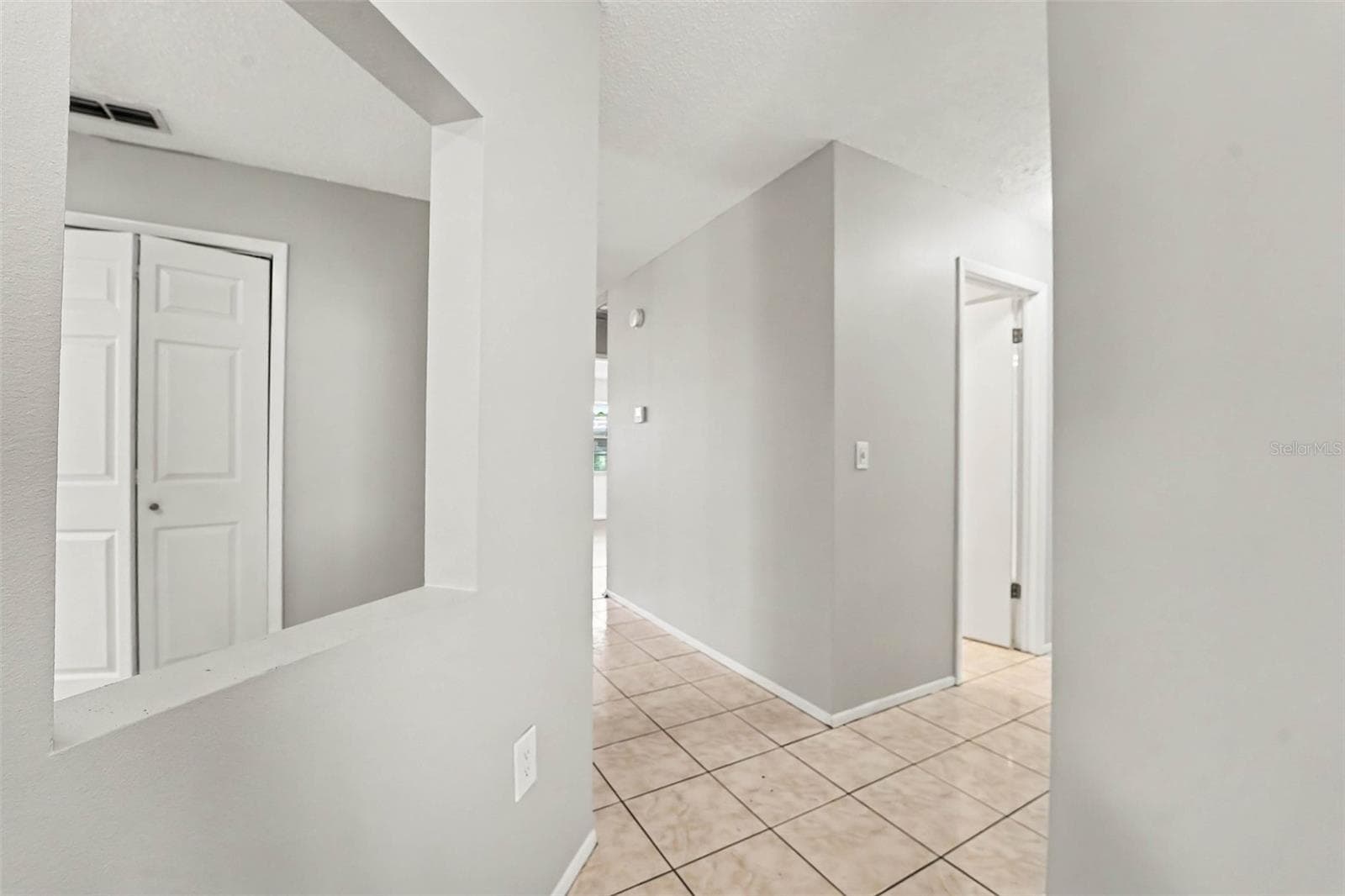 Single Family Residence at 11320 JACK RABBIT LN, PORT RICHEY, photo 4 of 19