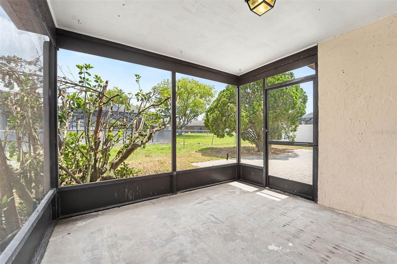 Single Family Residence at 11320 JACK RABBIT LN, PORT RICHEY, photo 16 of 19